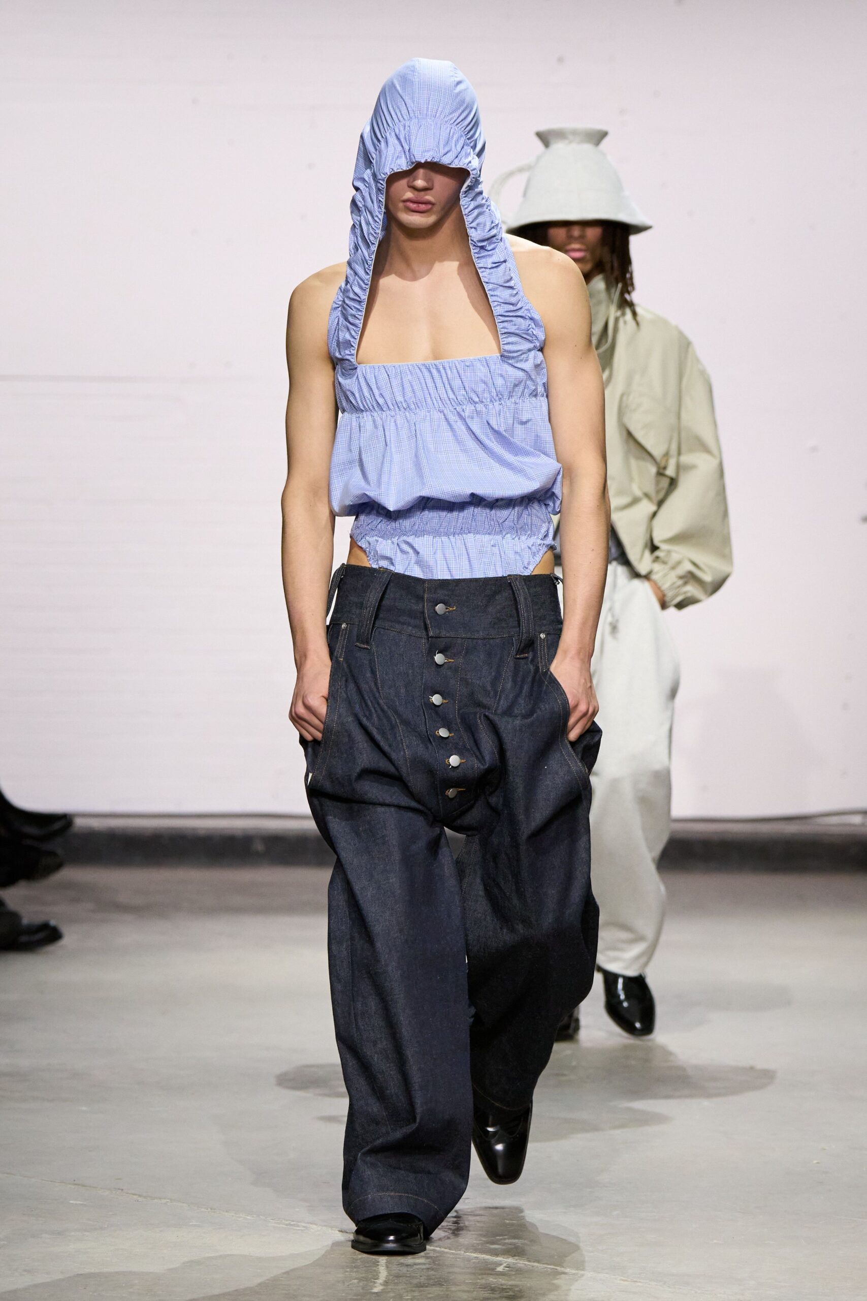 blue denim relaxed buttoned pants