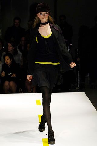 DKNY Fall 2006 Ready-to-Wear