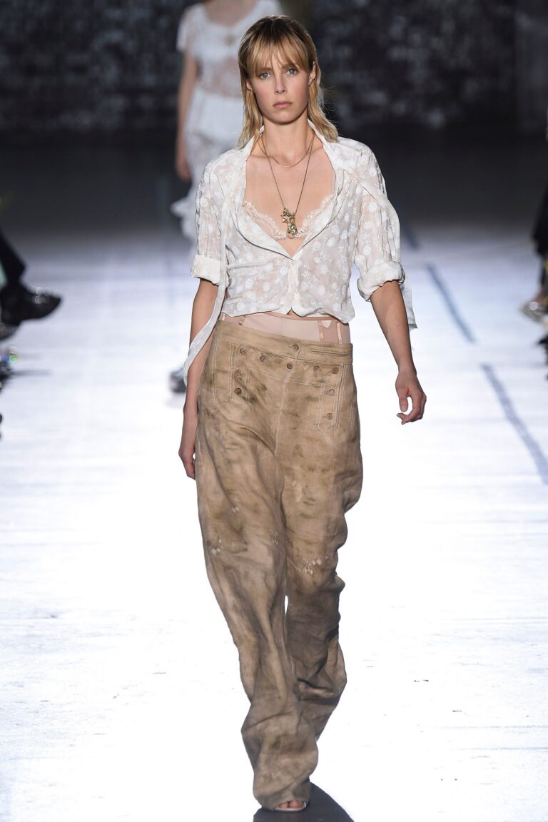 John Galliano Spring 2017 Ready-to-Wear