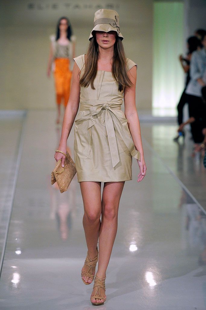 Elie Tahari Spring 2010 Ready-to-Wear