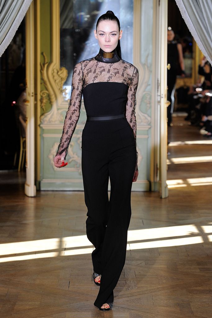 Emanuel Ungaro Fall 2011 Ready-to-Wear
