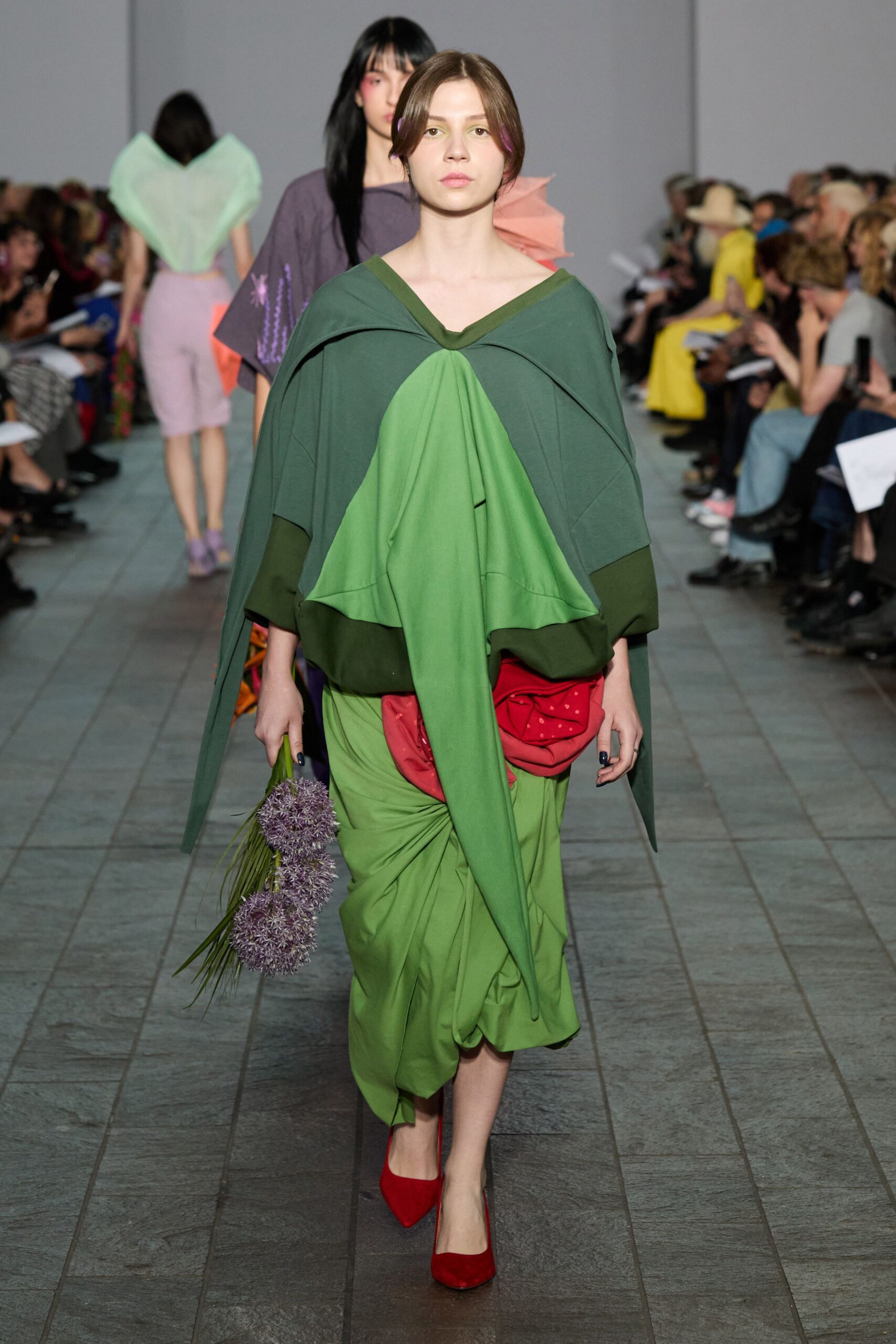 green cotton sleeveless oversized layered cape