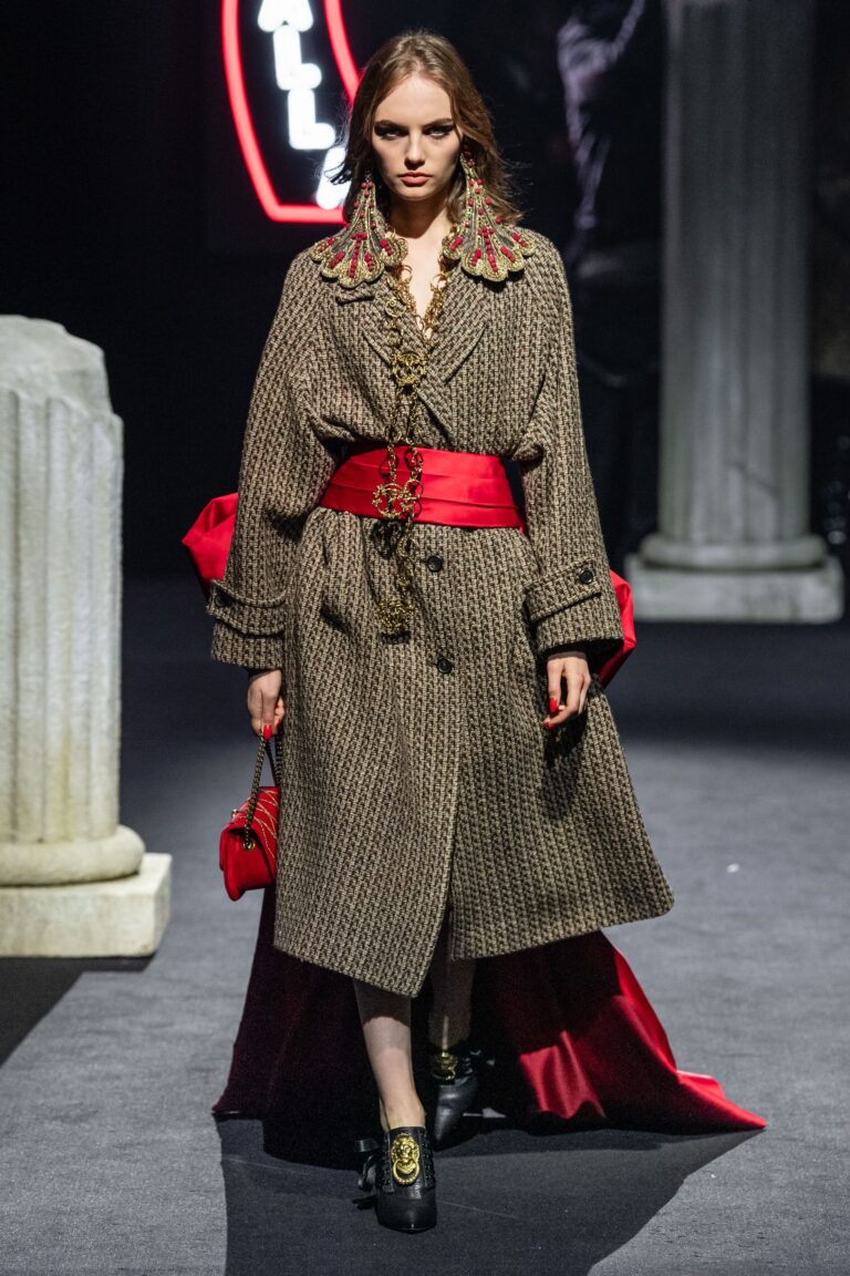 Moschino Pre-Fall 2019