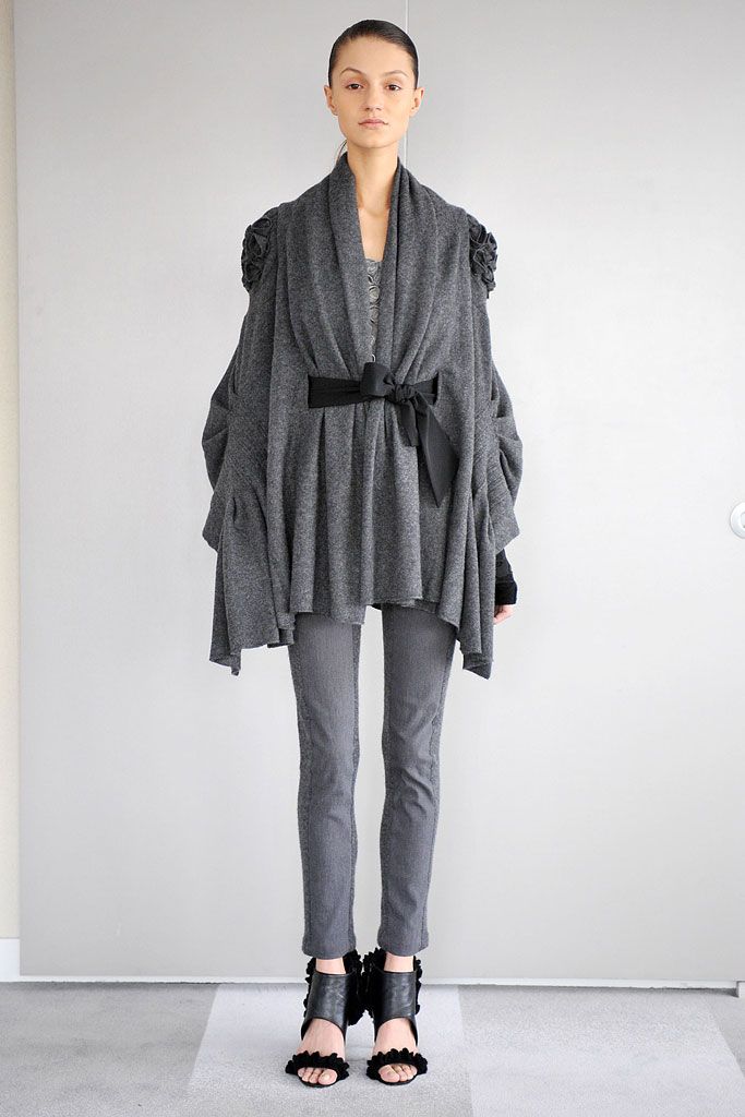 Koi Suwannagate Fall 2009 Ready-to-Wear