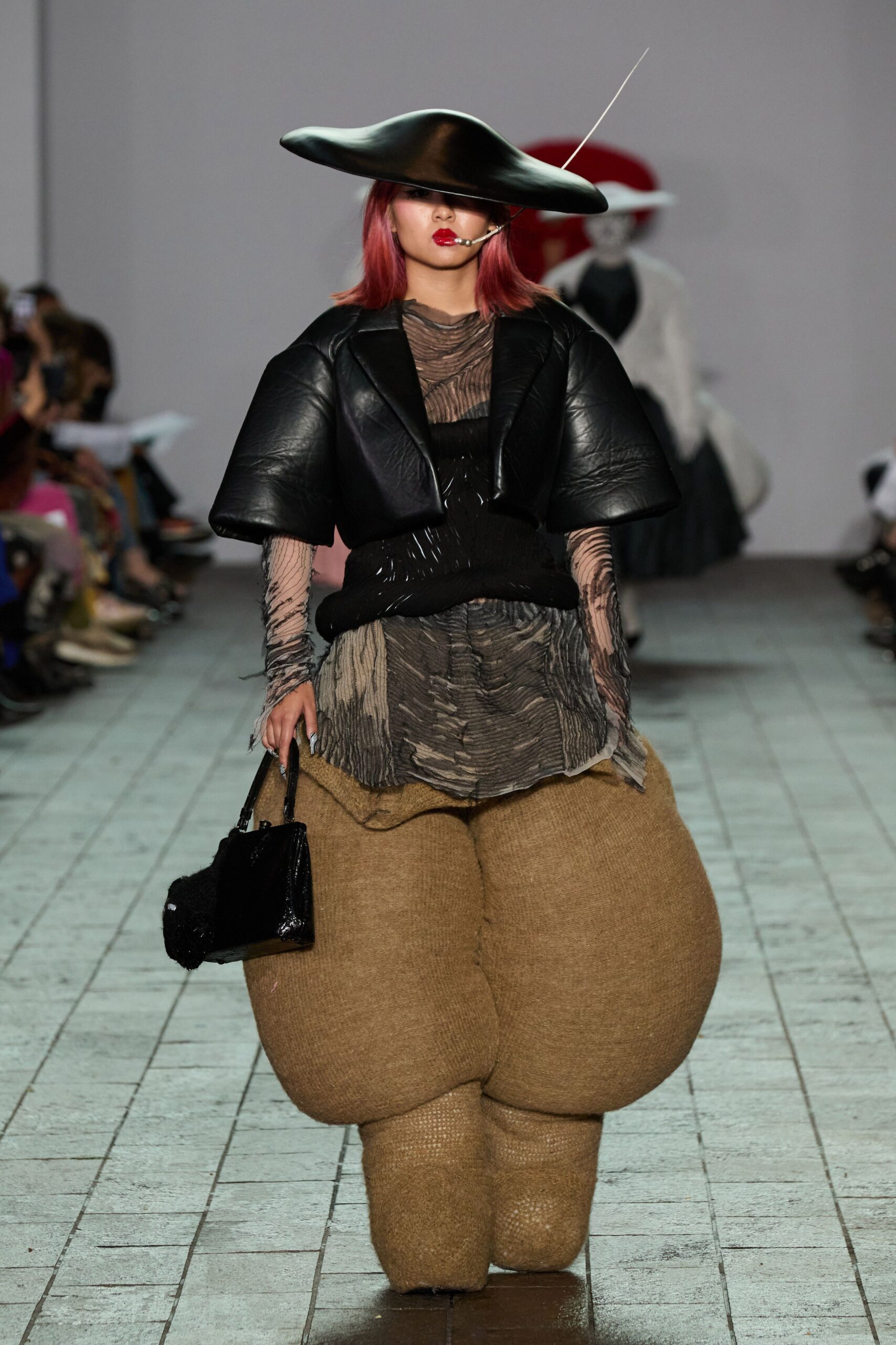 beige cotton oversized padded pants