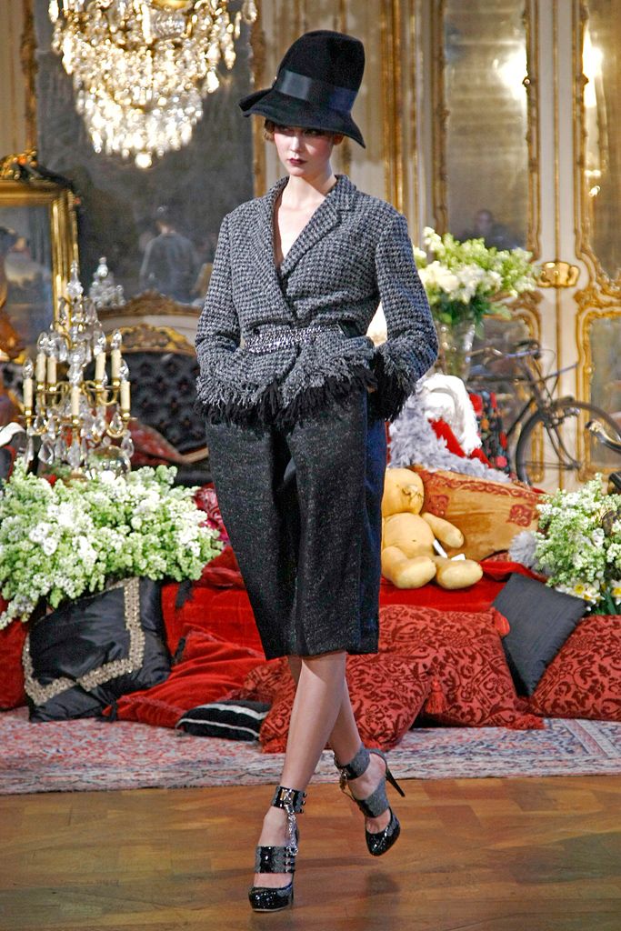 John Galliano Fall 2011 Ready-to-Wear