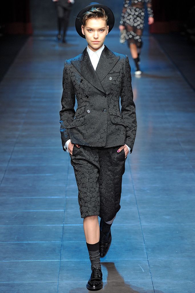 Dolce & Gabbana Fall 2011 Ready-to-Wear