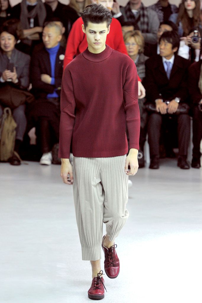 Issey Miyake Fall 2012 Menswear