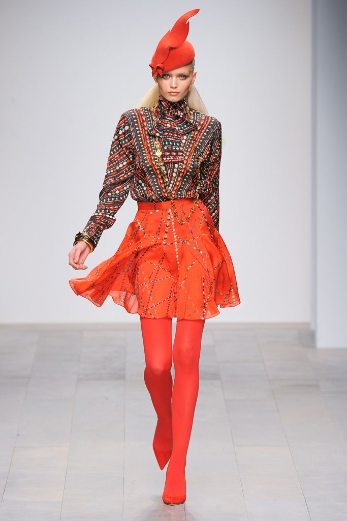 Issa Fall 2011 Ready-to-Wear