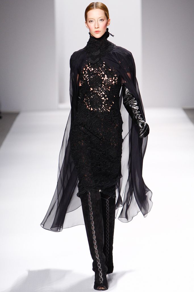 Elie Tahari Fall 2011 Ready-to-Wear