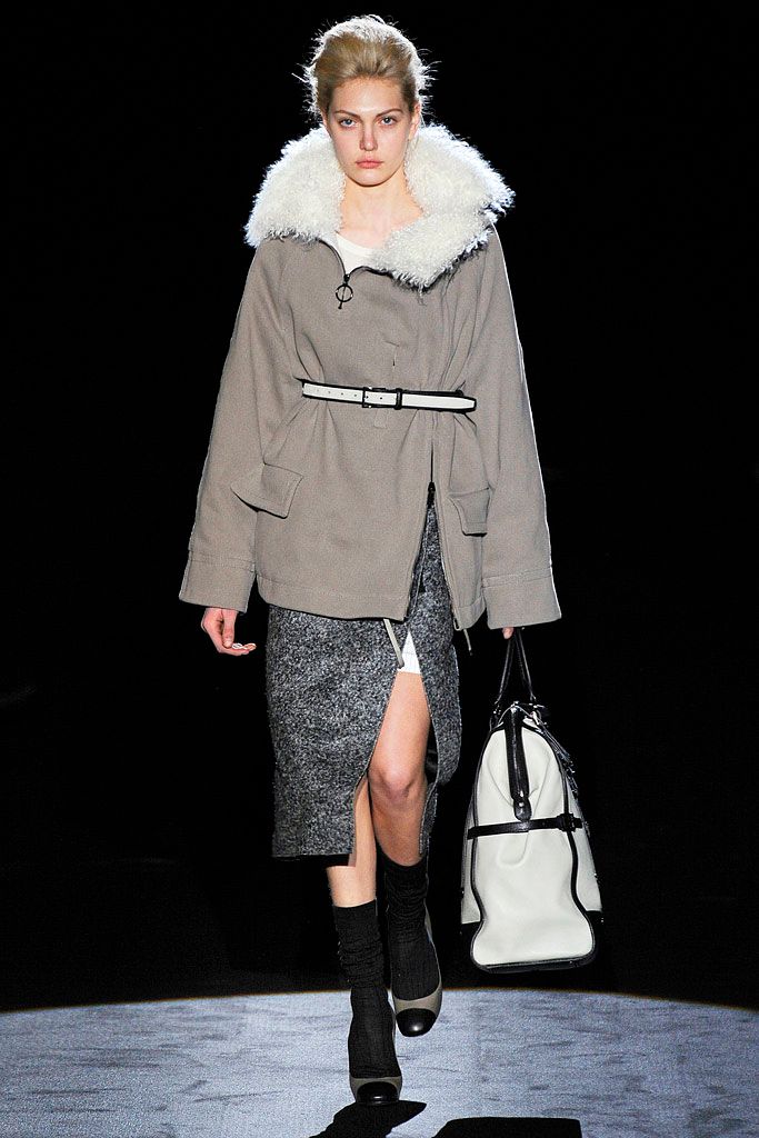 Iceberg Fall 2010 Ready-to-Wear