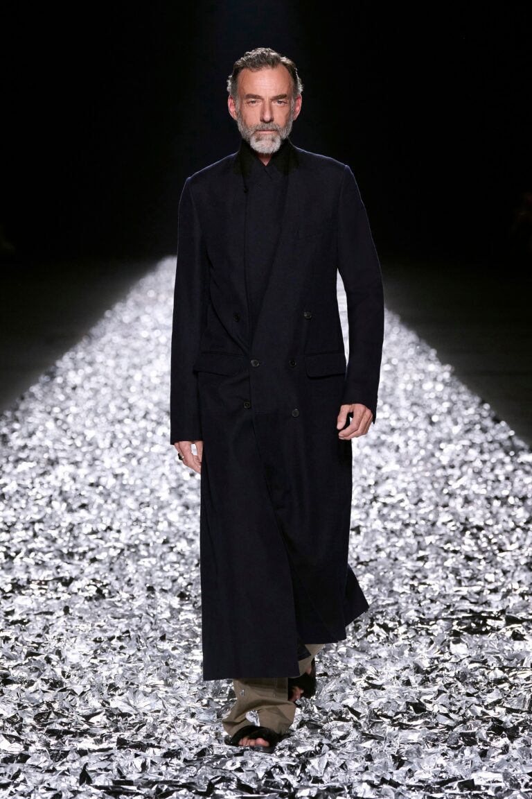 Dries Van Noten Spring 2025 Menswear