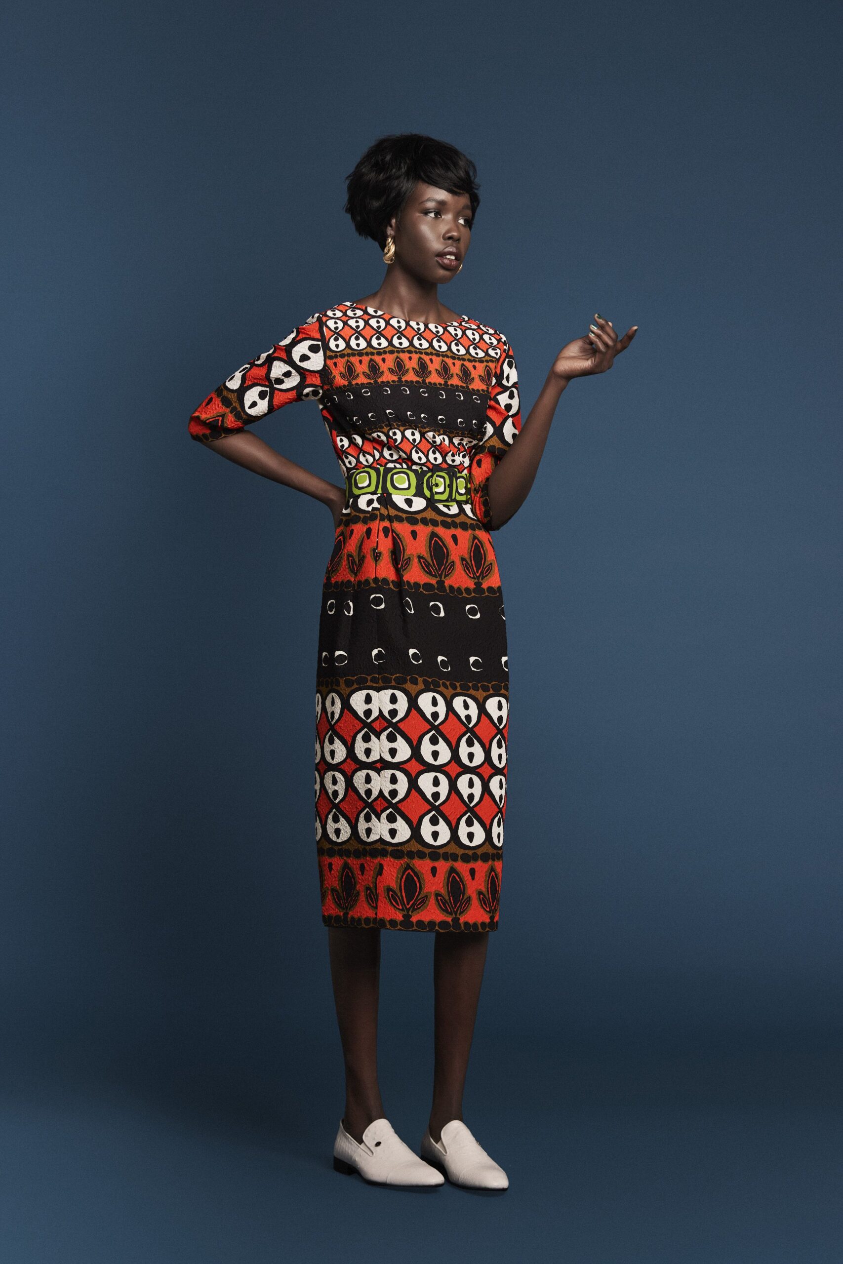 red cotton short-sleeve collared fitted printed midi dress