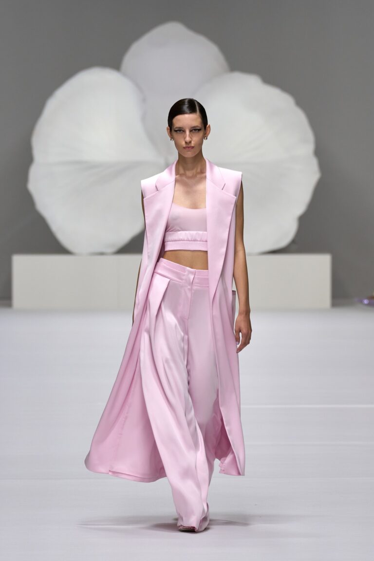 Genny Spring 2025 Ready-to-Wear