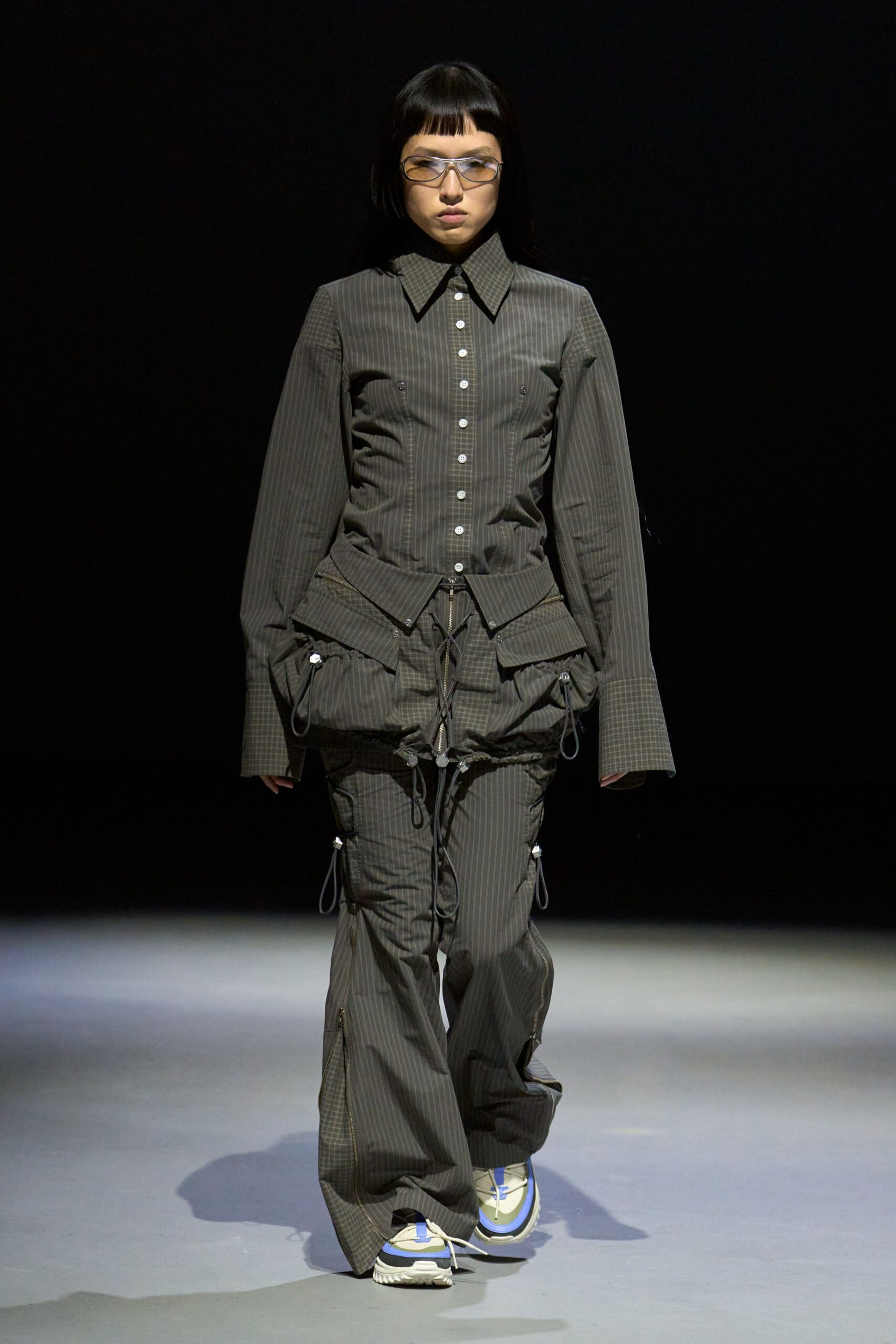 gray cotton long-sleeve collared fitted zippered pockets jumpsuit