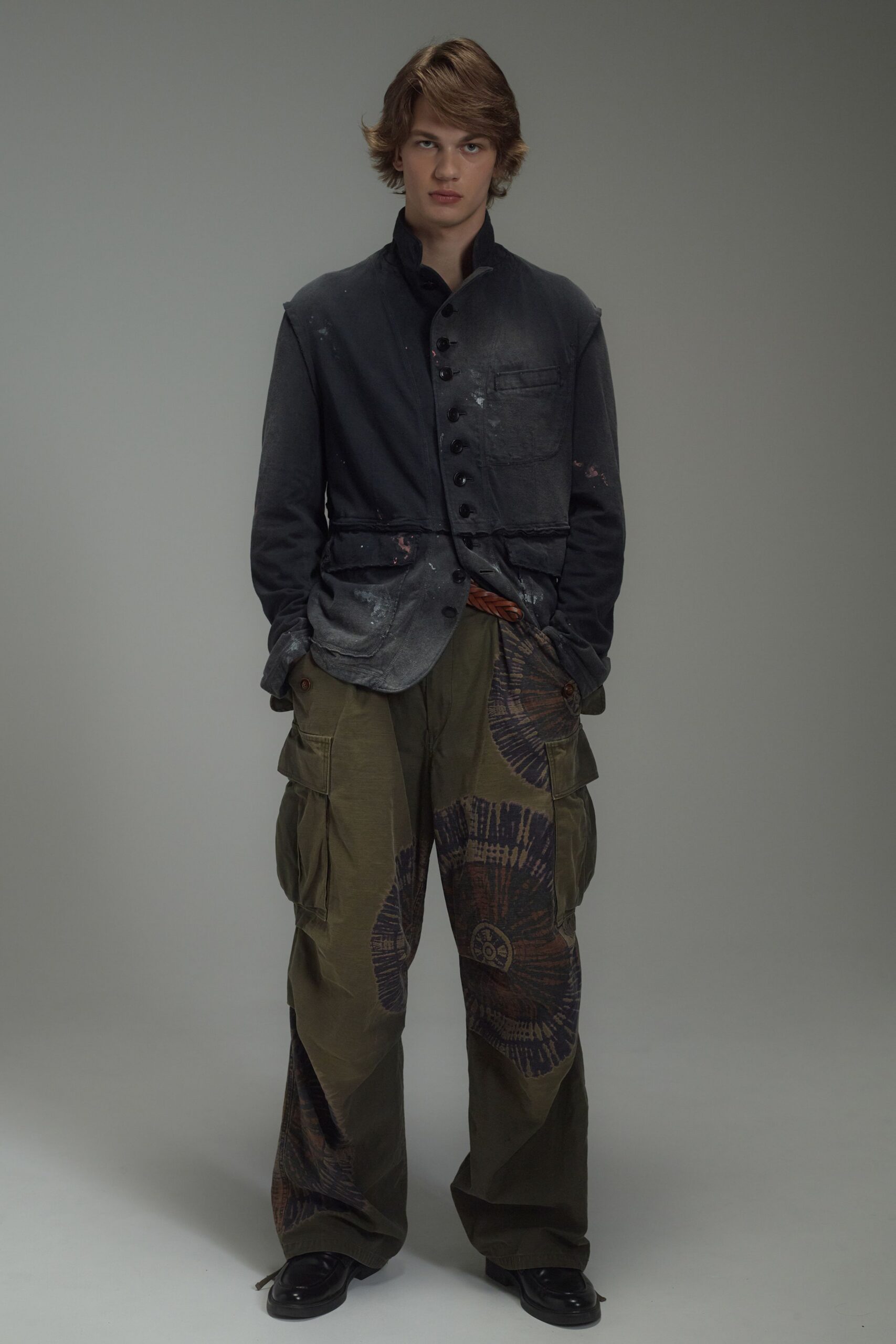 green cotton relaxed cargo pants