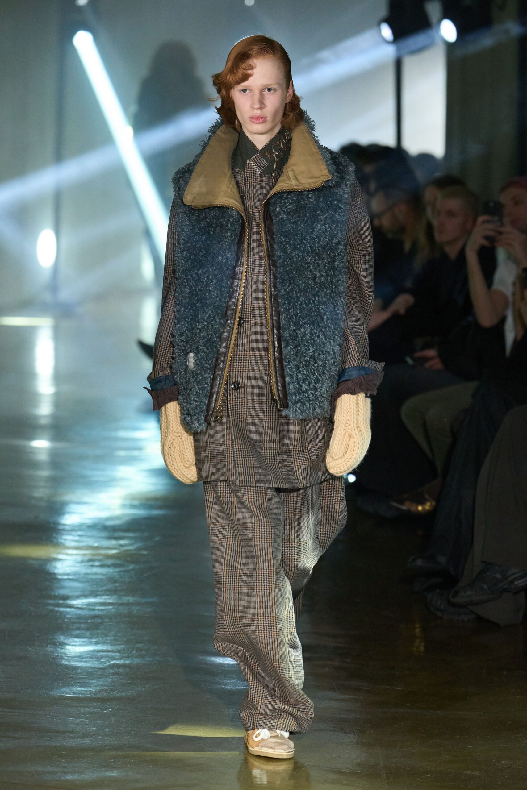 blue fur long-sleeve collared relaxed zippered jacket
