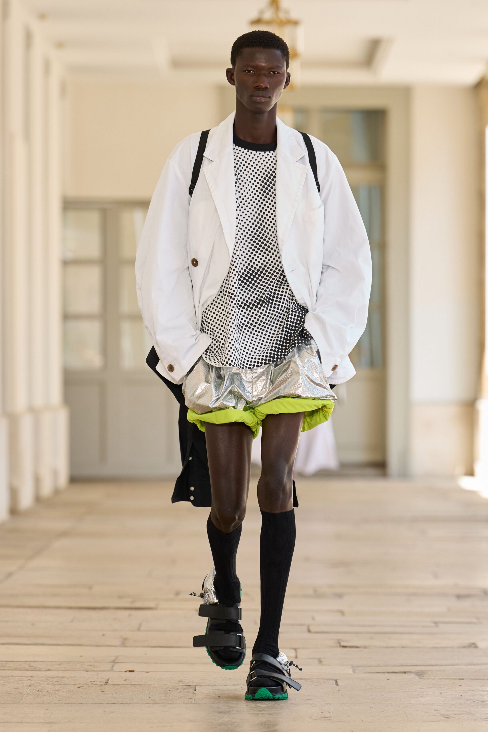gray metallic relaxed zippered short shorts