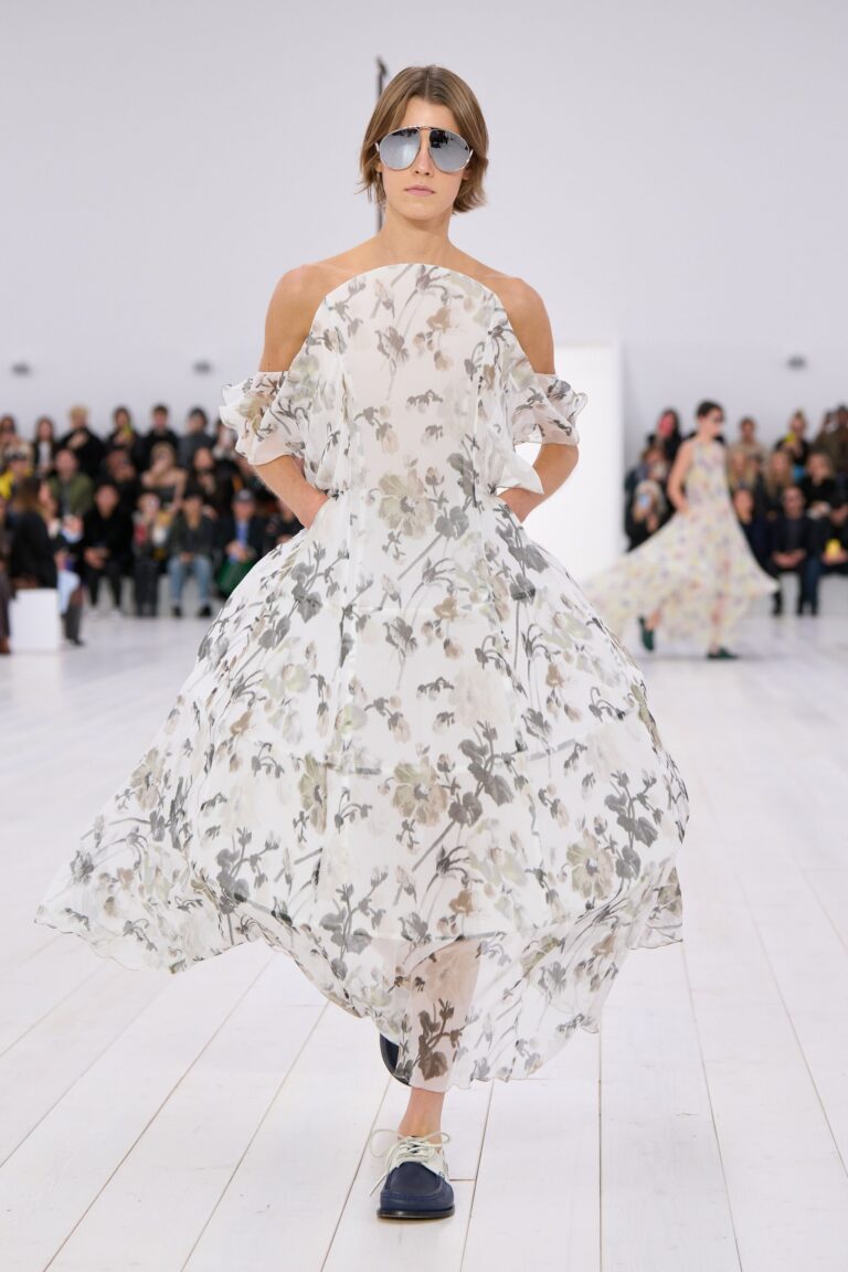 Loewe Spring 2025 Ready-to-Wear