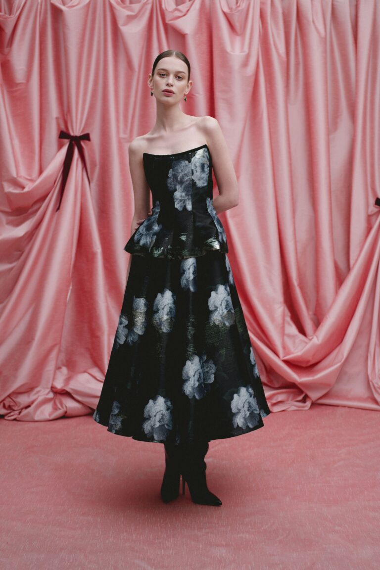 Markarian Resort 2026