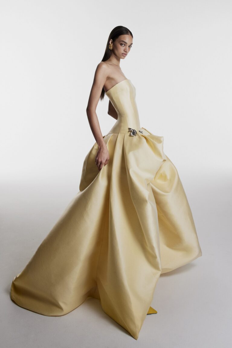 Monique Lhuillier Fall 2026 Ready-to-Wear