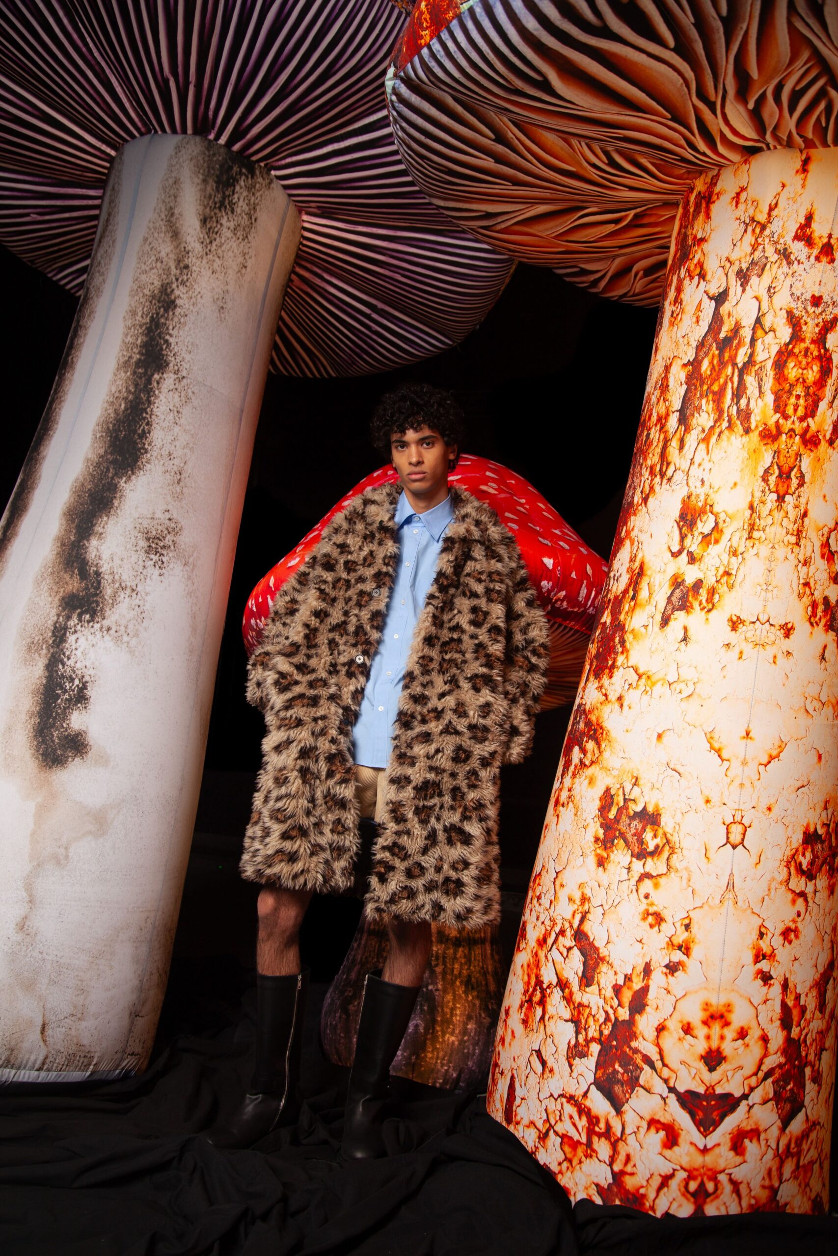 brown faux-fur coat with blue shirt