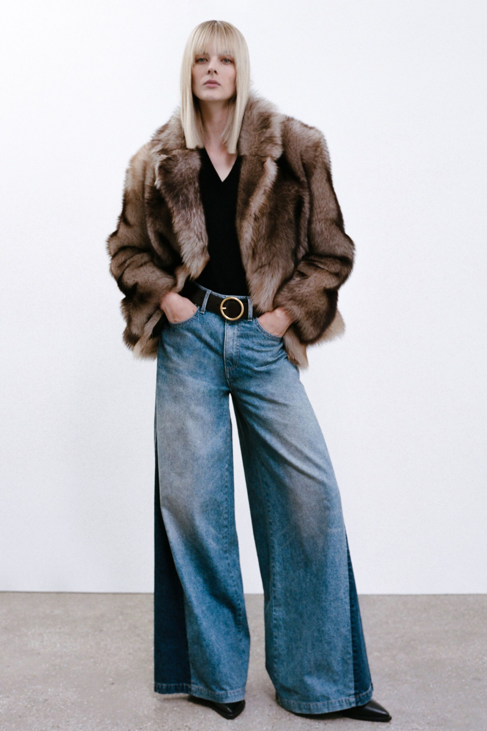 brown fur long-sleeve v-neck relaxed coat