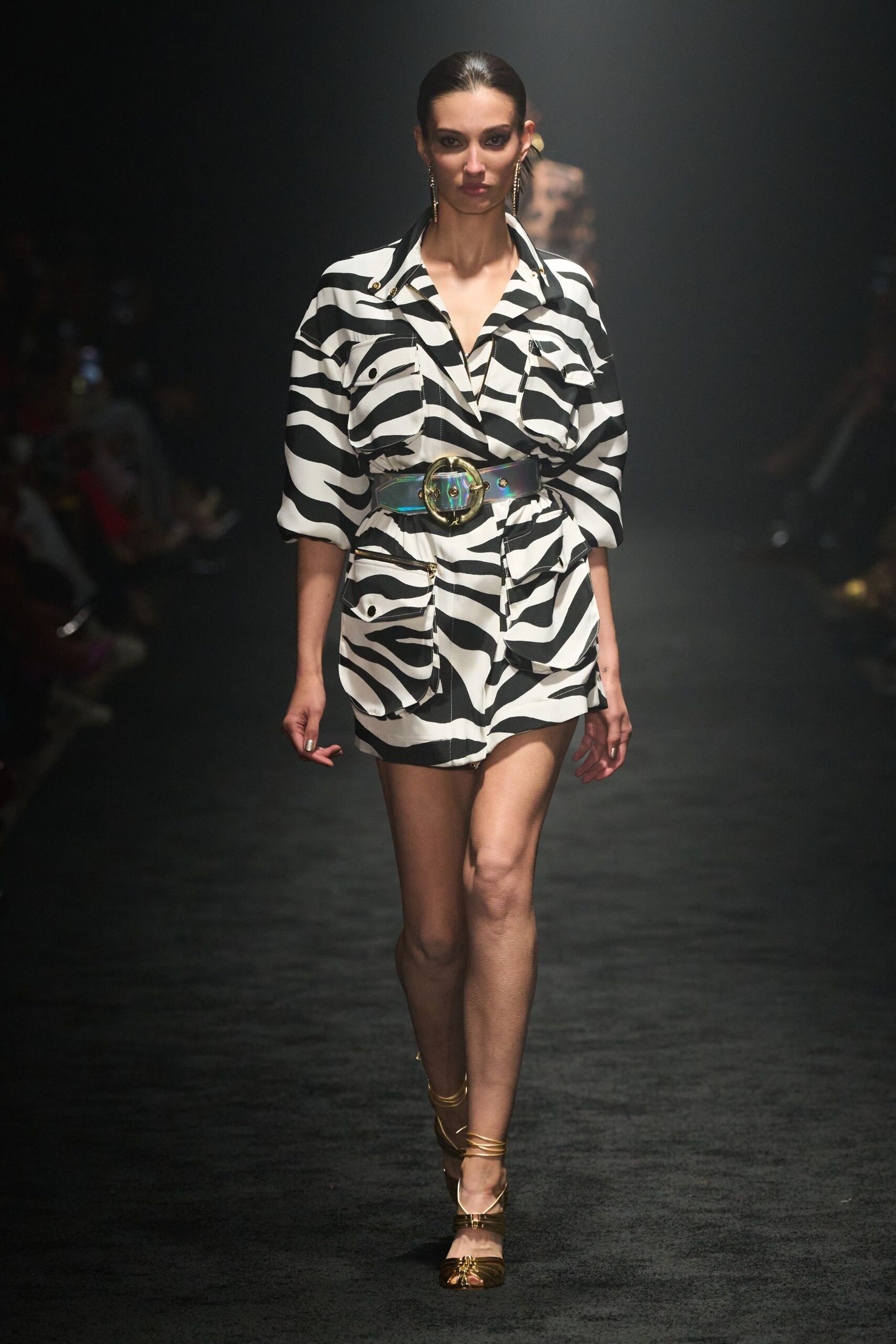 black short-sleeve collared fitted striped belted short shirt-dress