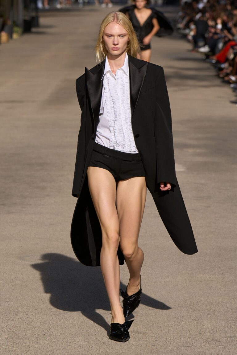 Stella McCartney Spring 2024 Ready-to-Wear