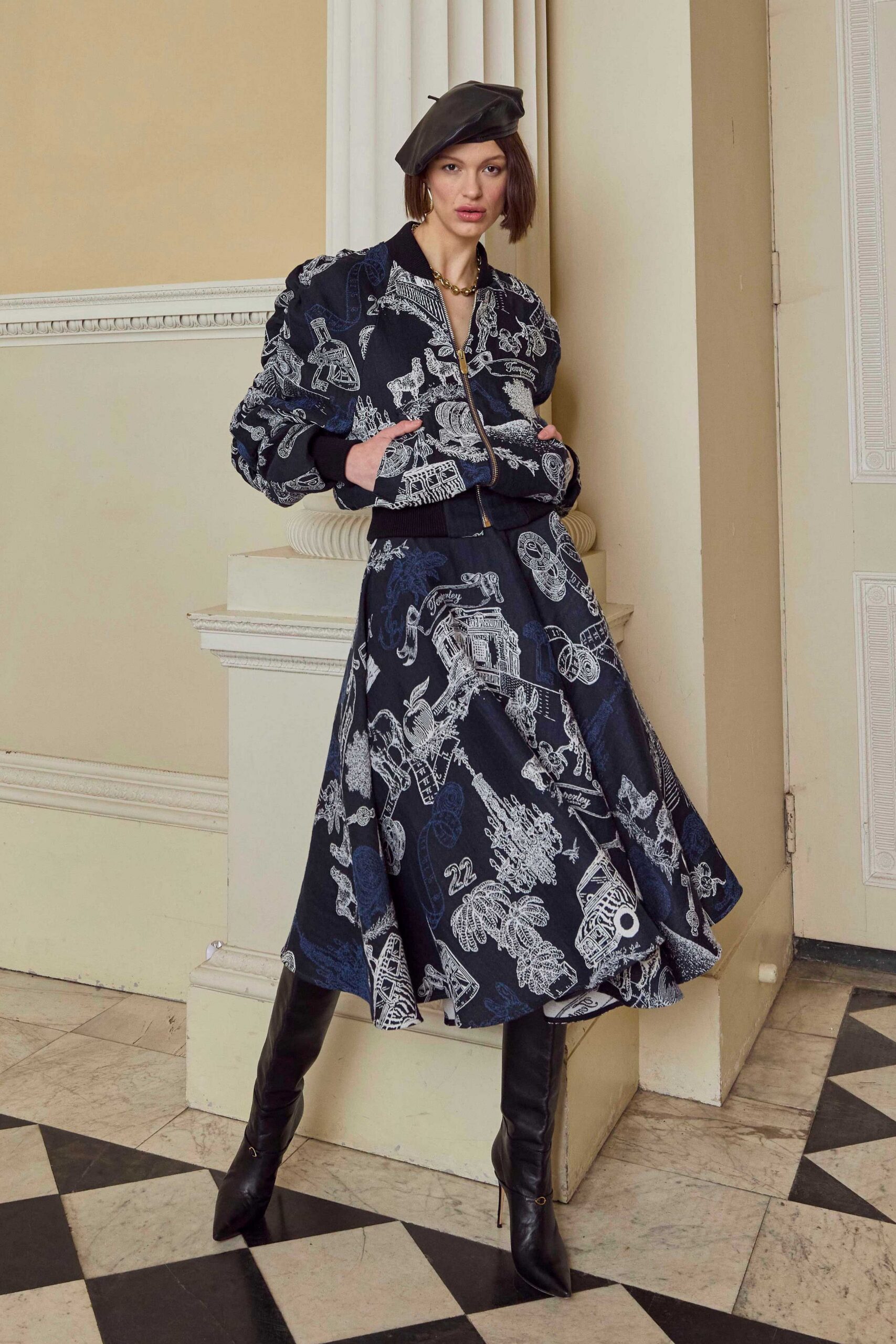 black silk long-sleeve collared fitted embroidered jacket