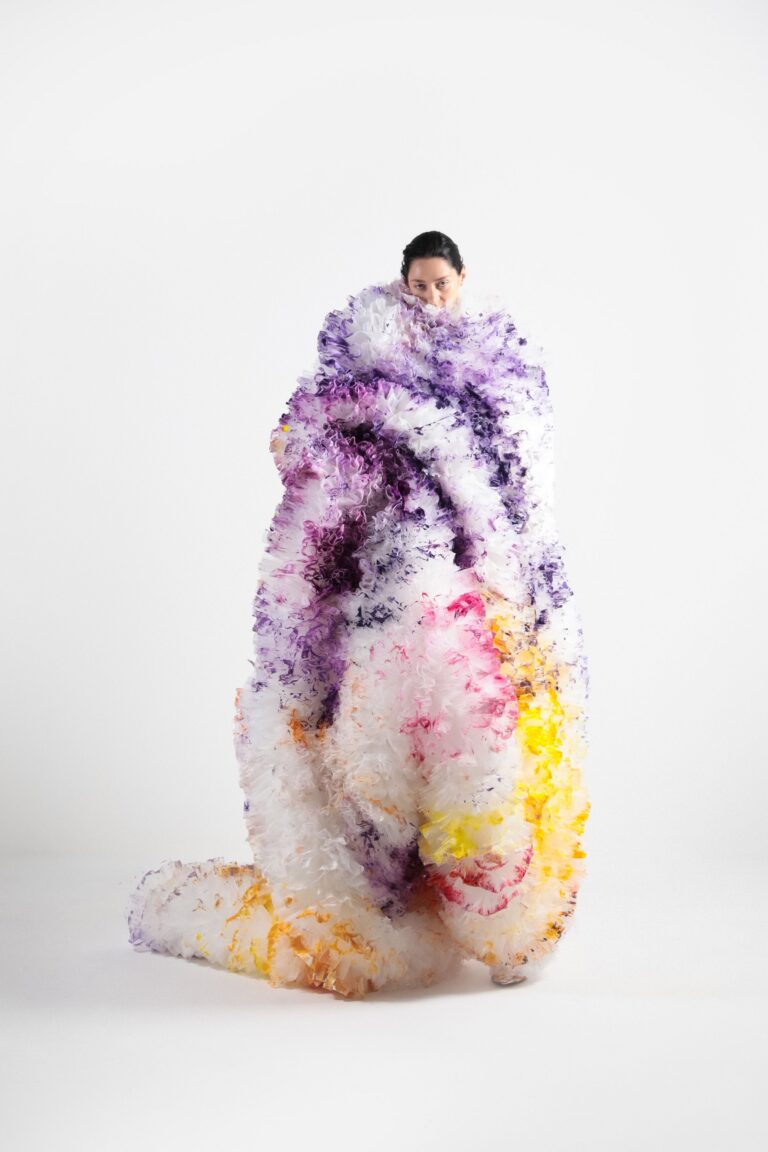 Tomo Koizumi Spring 2024 Ready-to-Wear