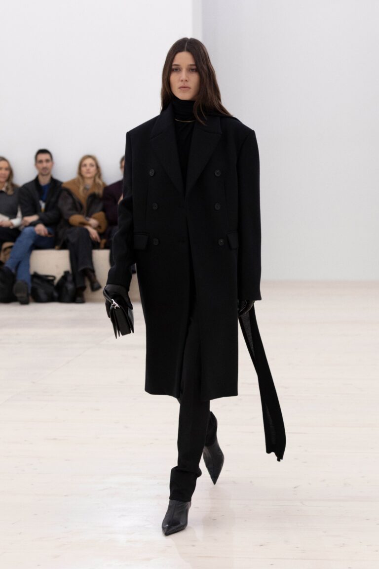 Totême Fall 2024 Ready-to-Wear
