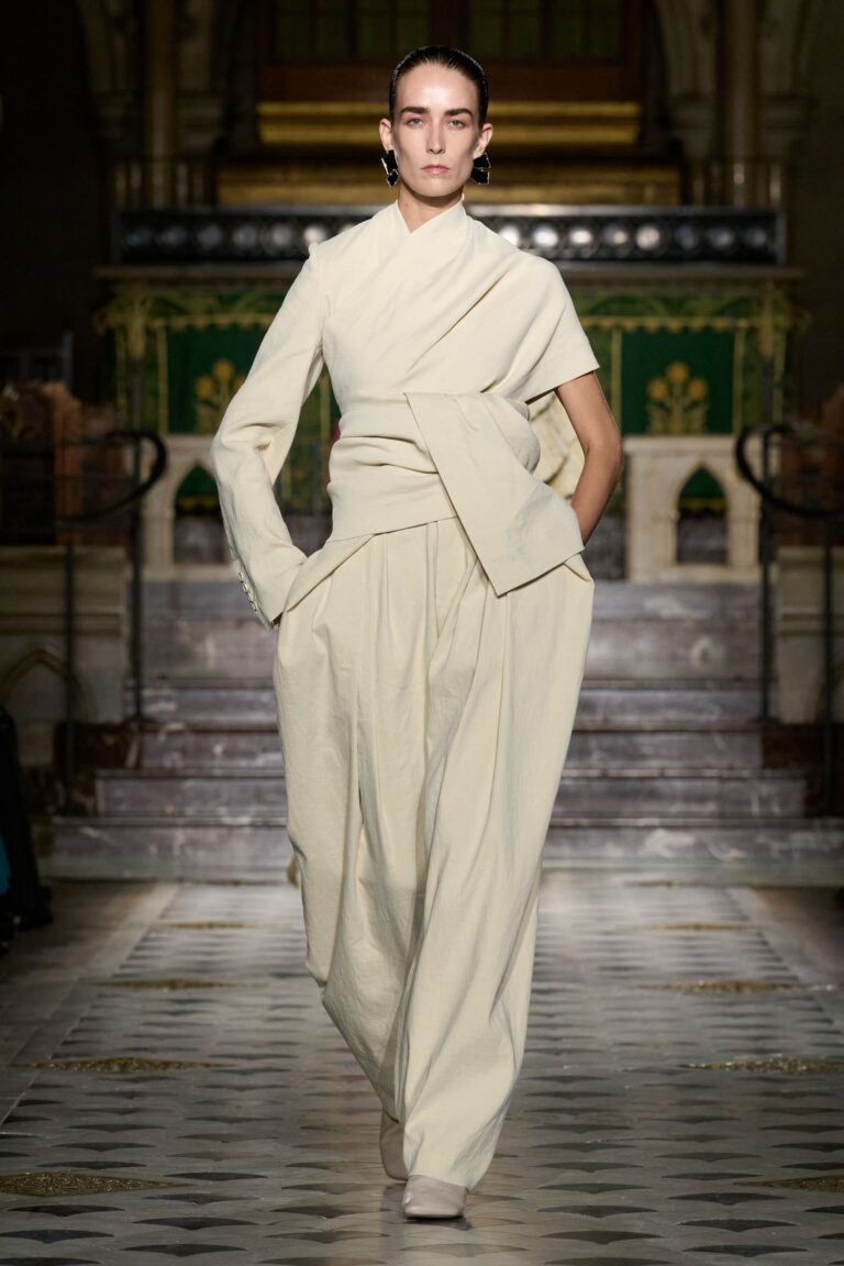 Uma Wang Spring 2025 Ready-to-Wear