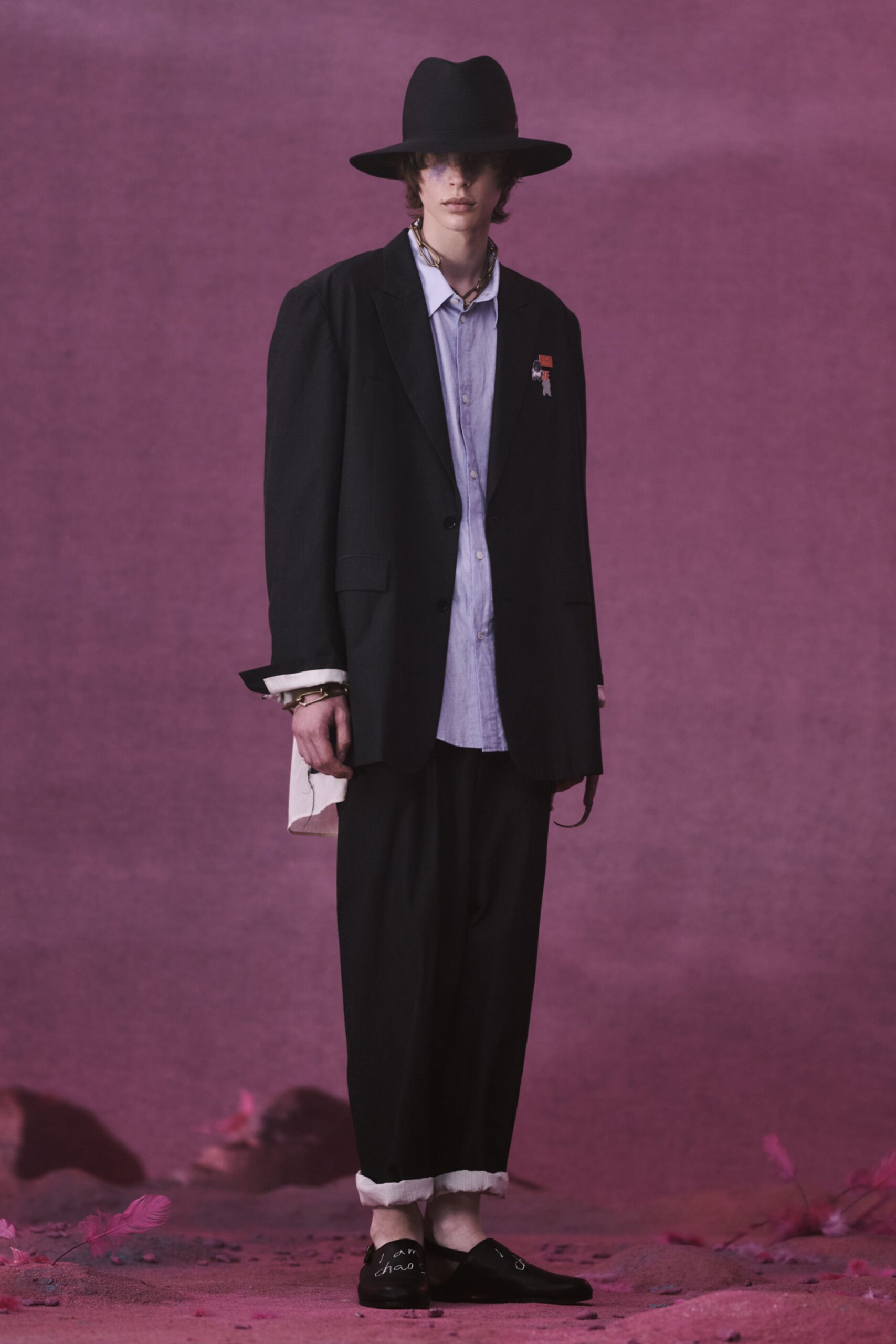 black wool long-sleeve collared relaxed buttoned blazer