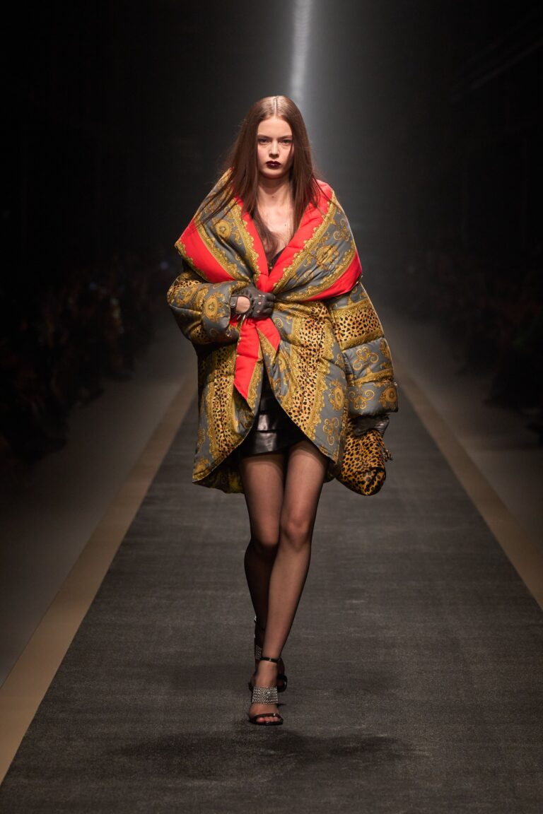 Versace Fall 2025 Ready-to-Wear
