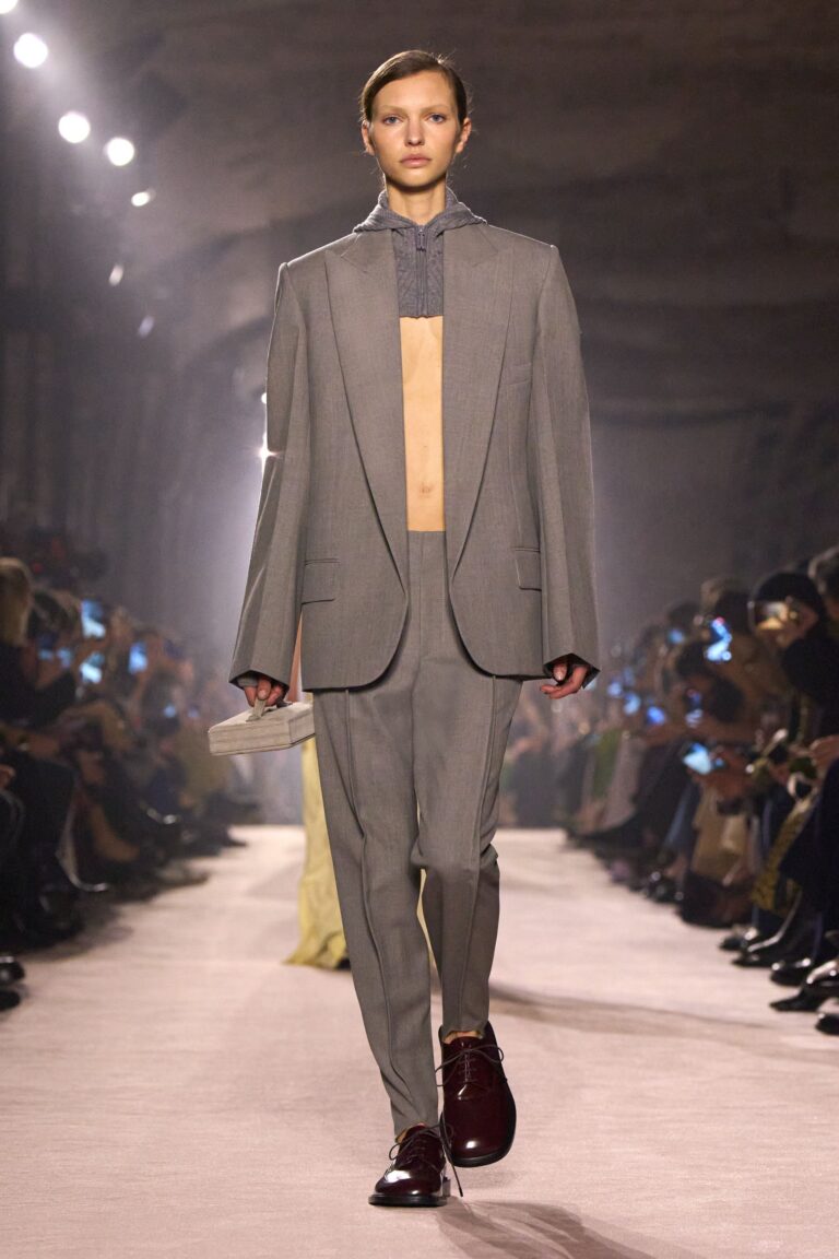 Victoria Beckham Fall 2025 Ready-to-Wear
