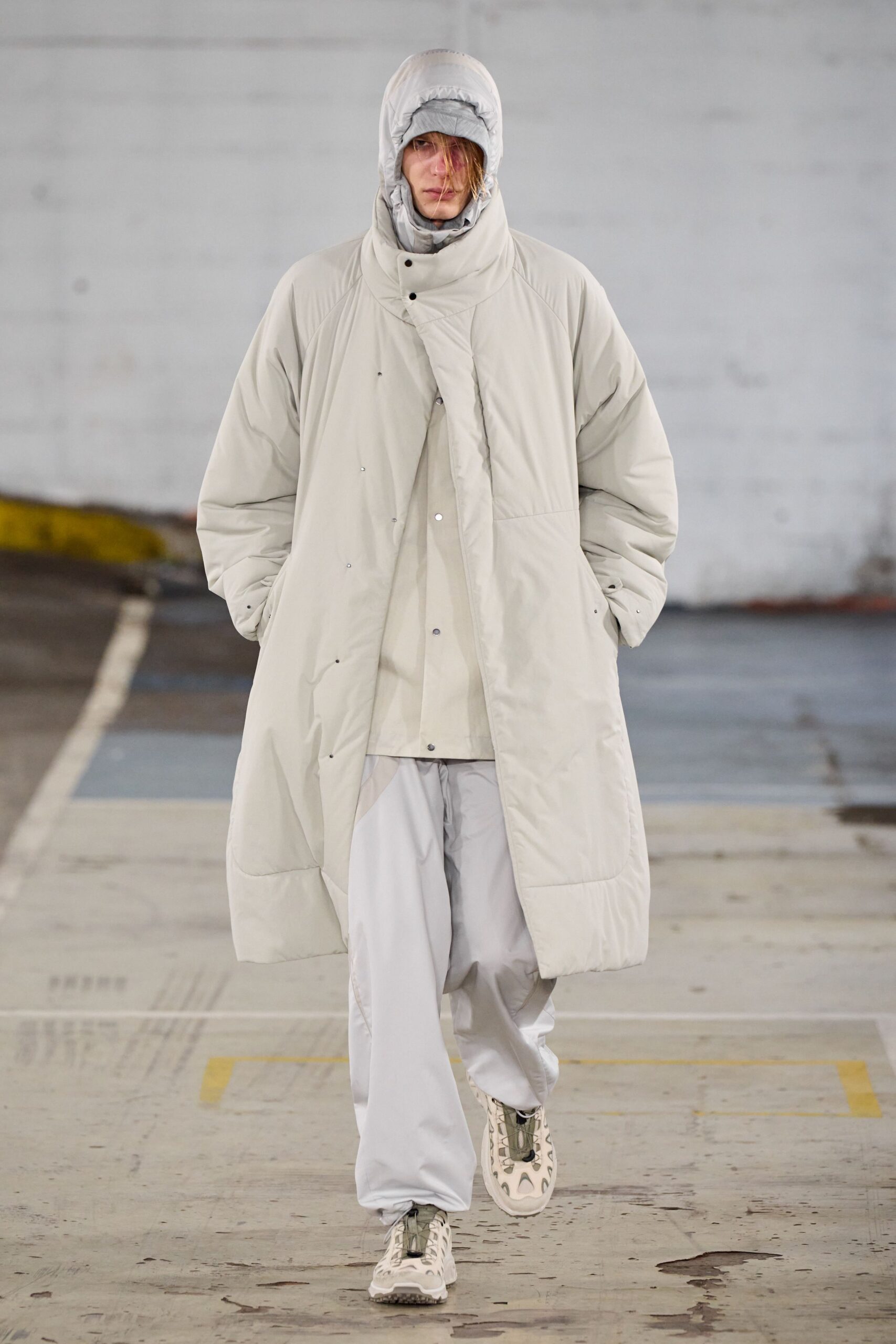 gray jersey long-sleeve collared oversized zippered maxi coat