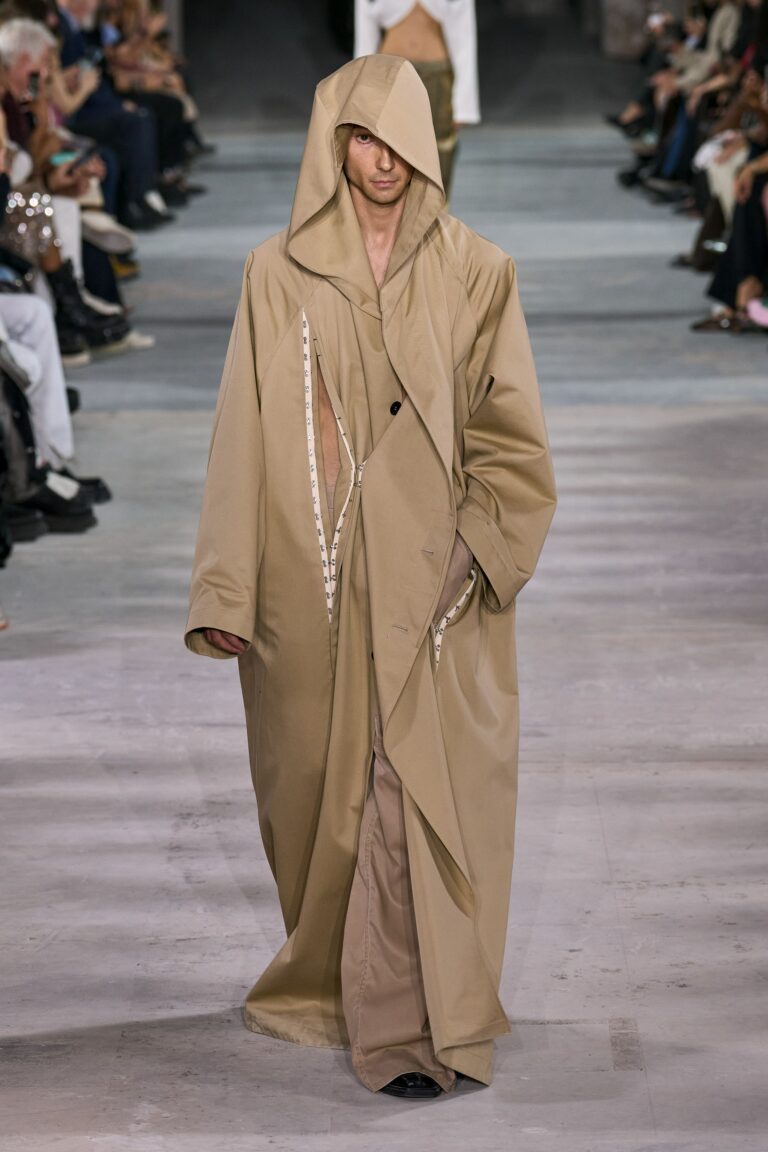 Y/Project Spring 2024 Ready-to-Wear