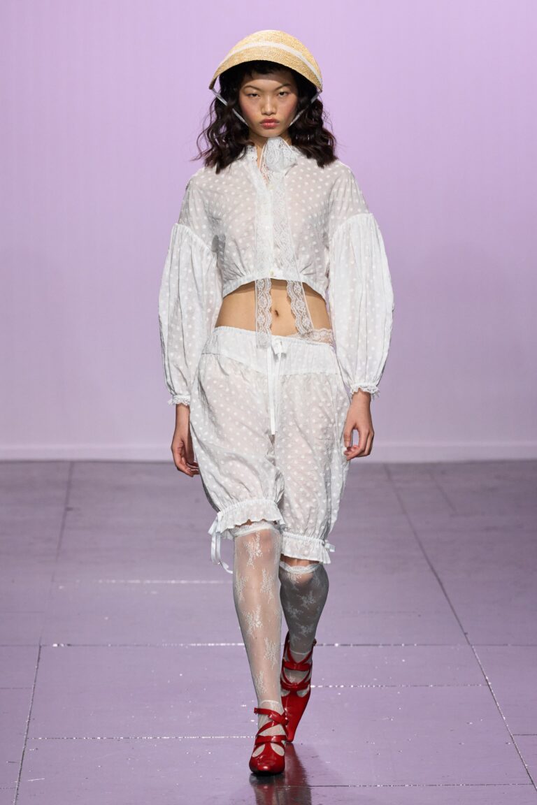 Yuhan Wang Spring 2024 Ready-to-Wear