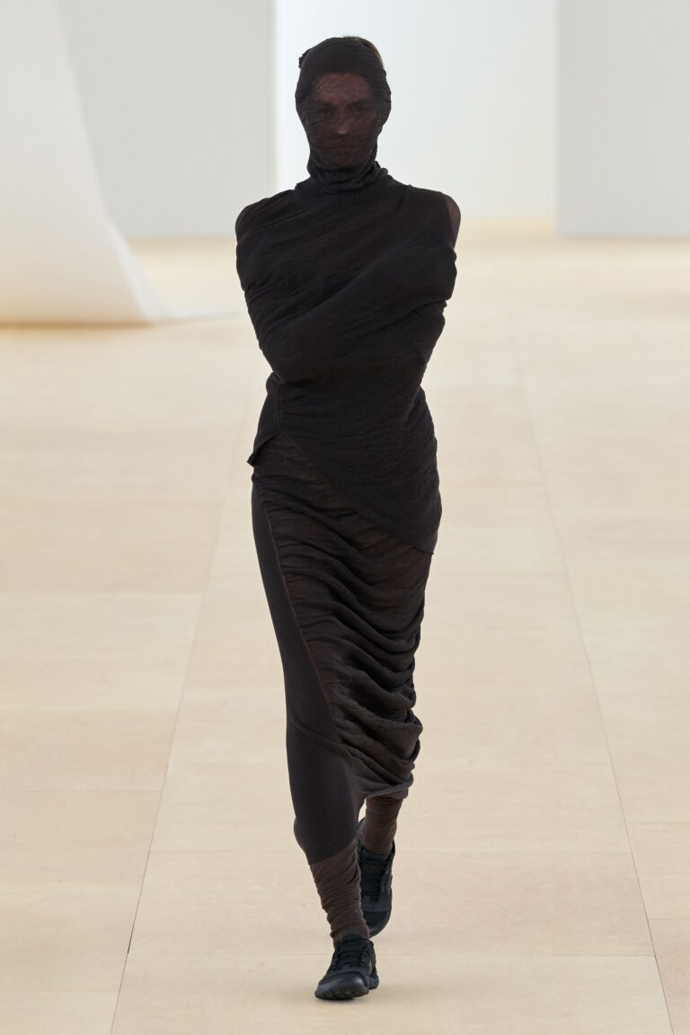 Issey Miyake Spring 2024 Ready-to-Wear