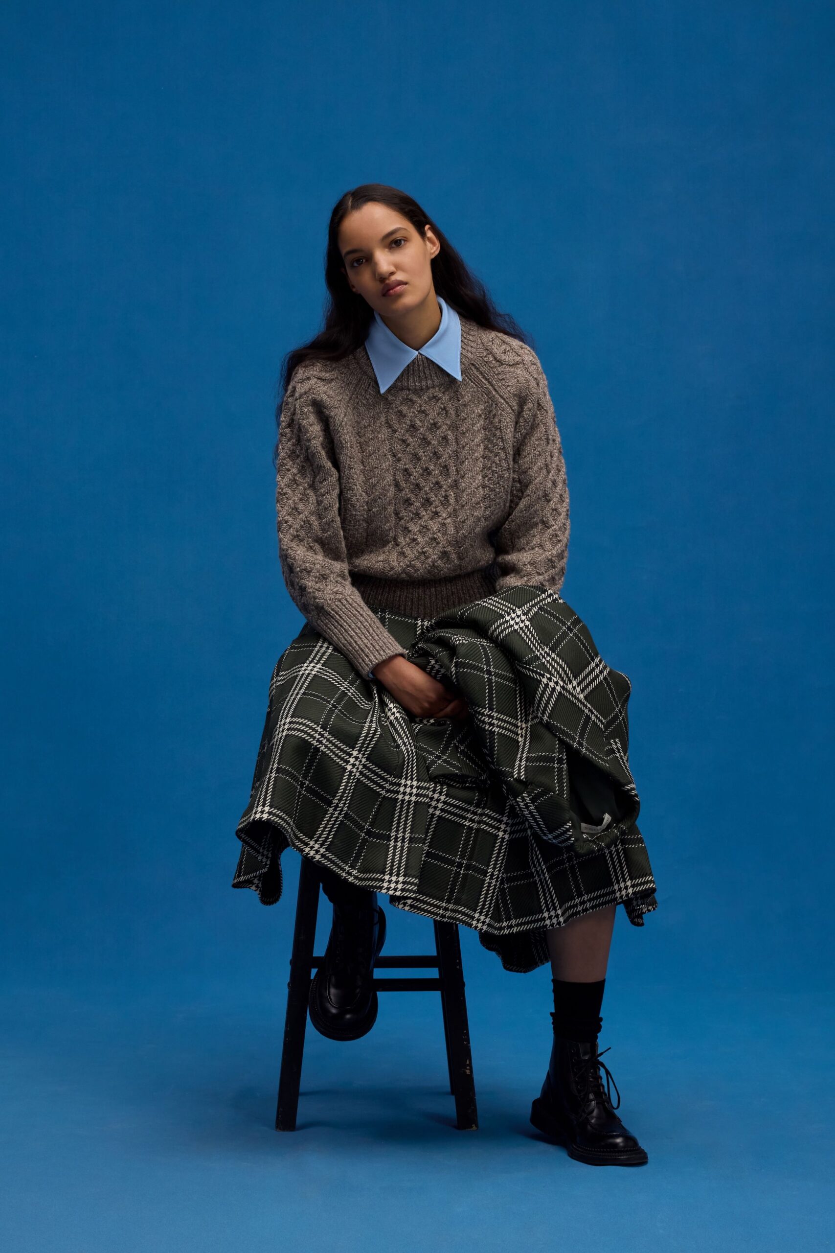 brown wool long-sleeve collared fitted sweater