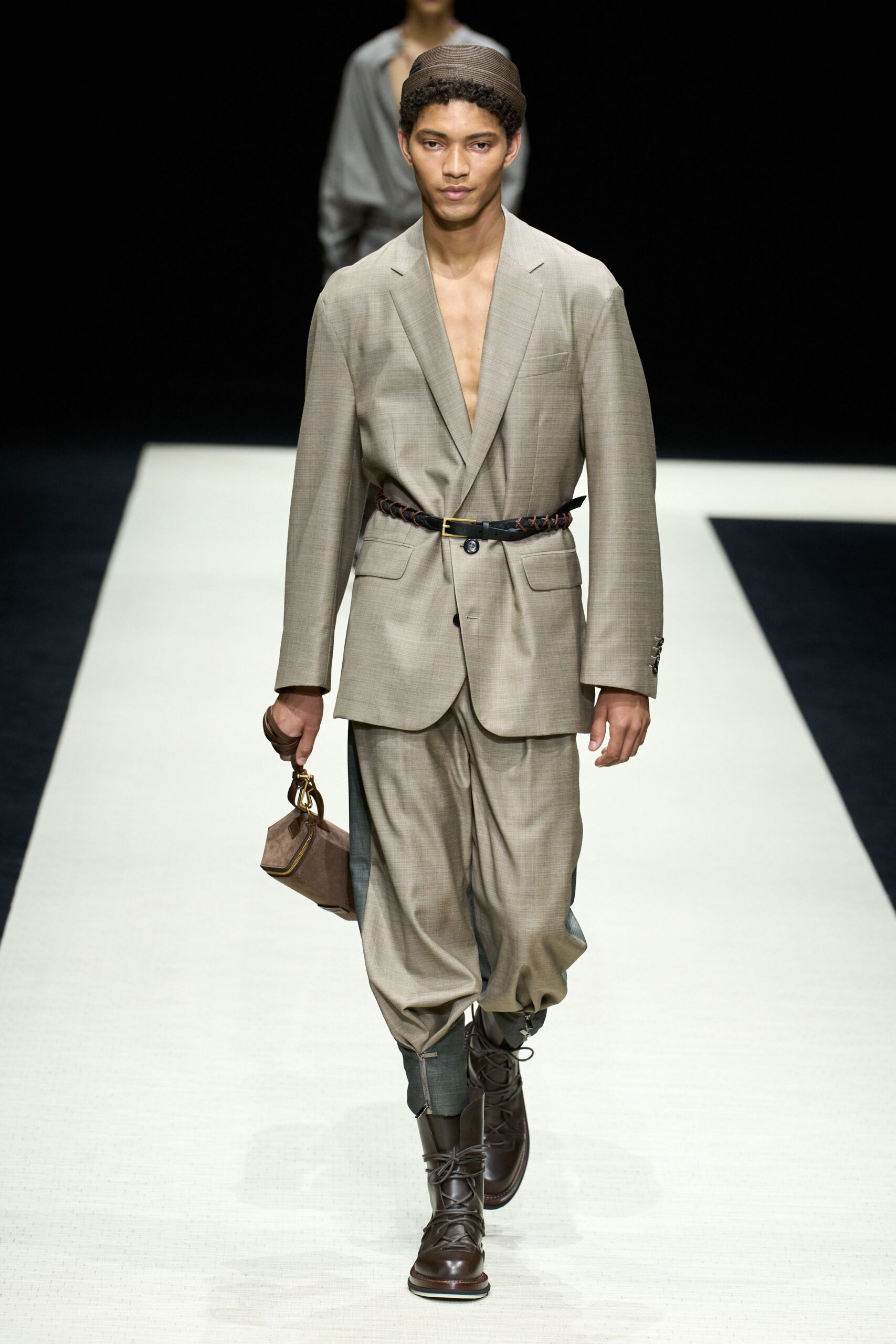 beige cotton long-sleeve collared tailored buttoned suit