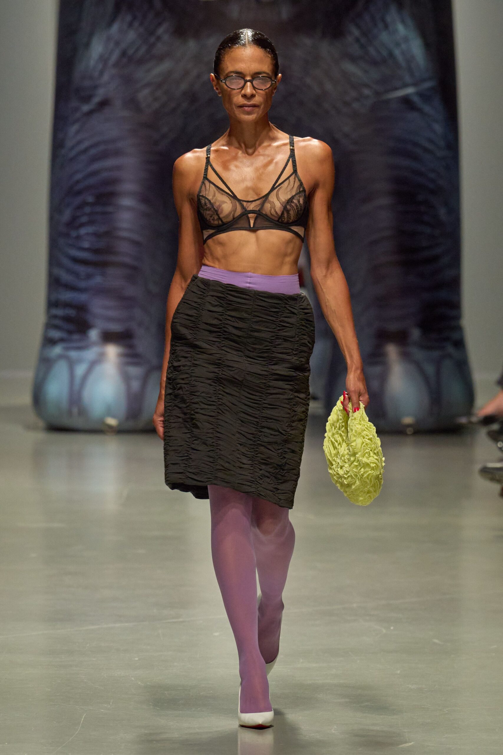 black cotton fitted ruched skirt