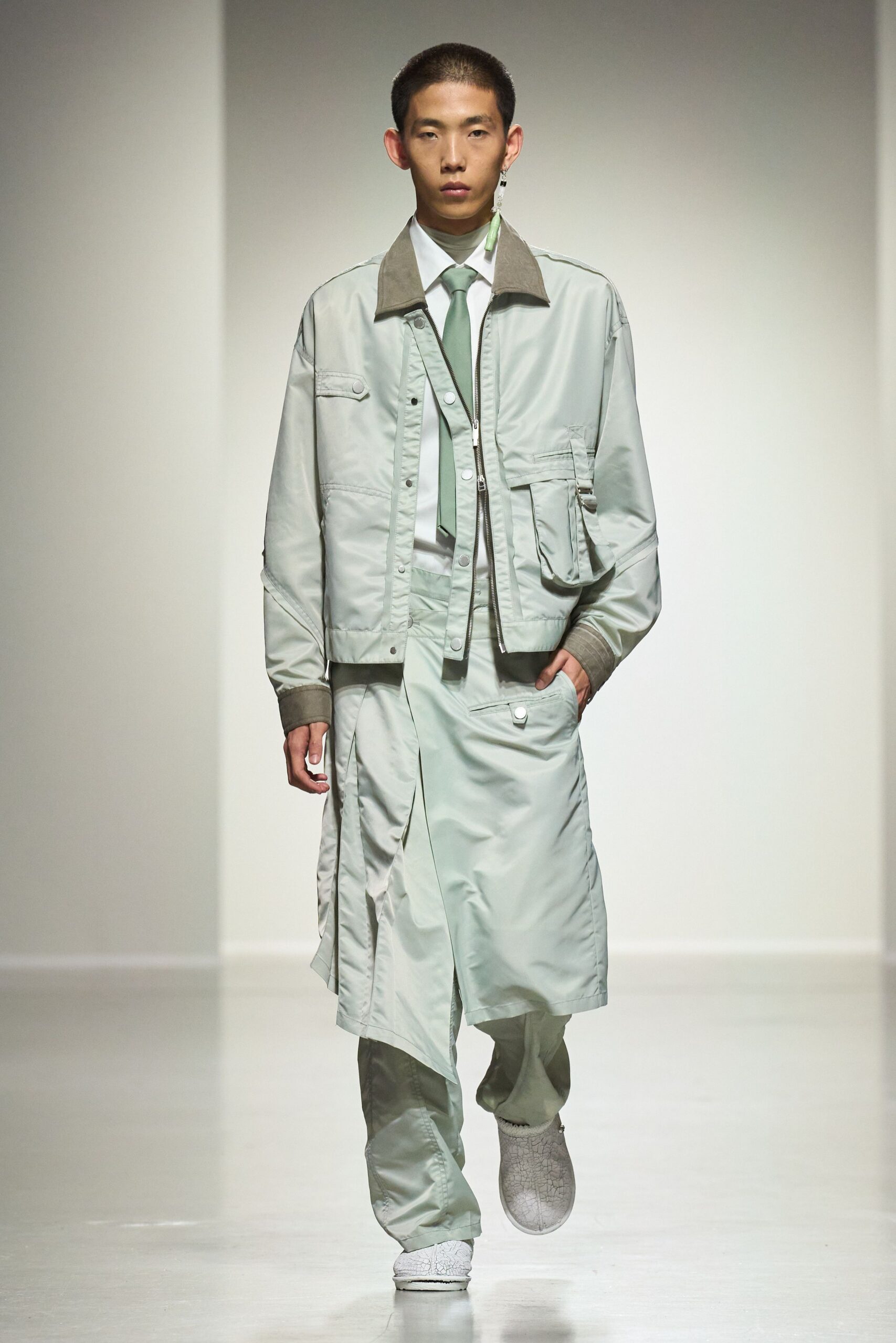 green cotton relaxed zippered pants