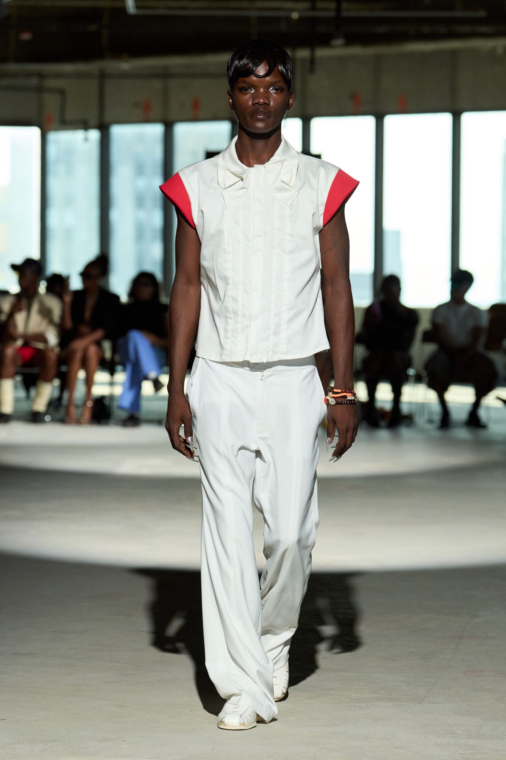 white cotton short-sleeve collared fitted buttoned top