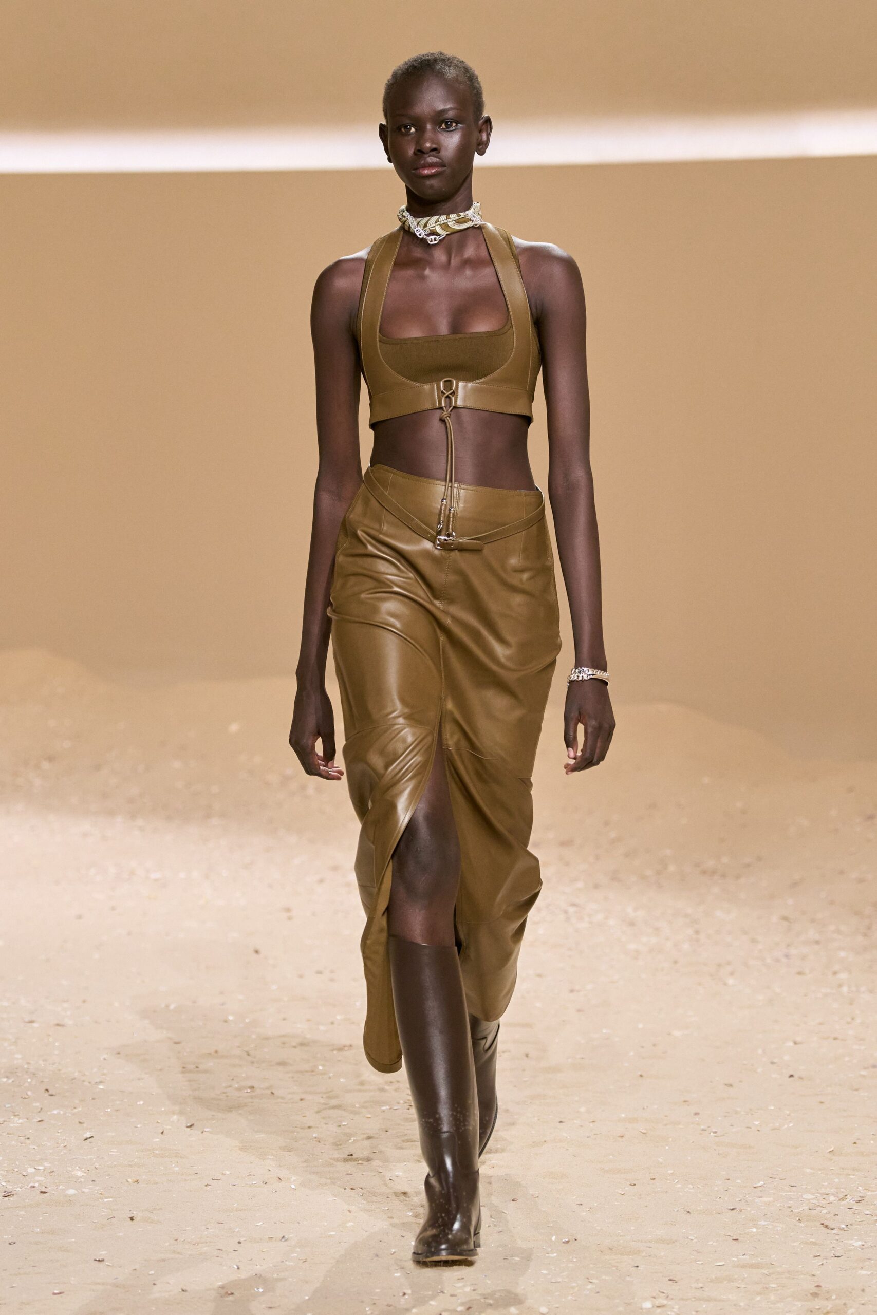 brown leather slit fitted skirt
