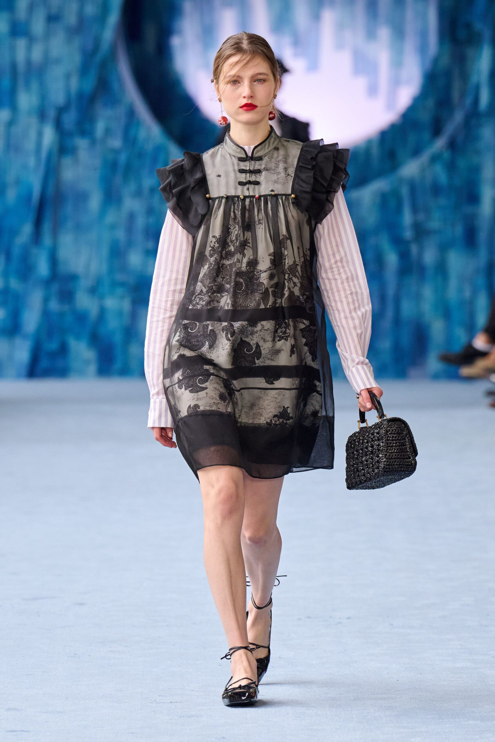 black silk sleeveless collared fitted ruffled printed dress