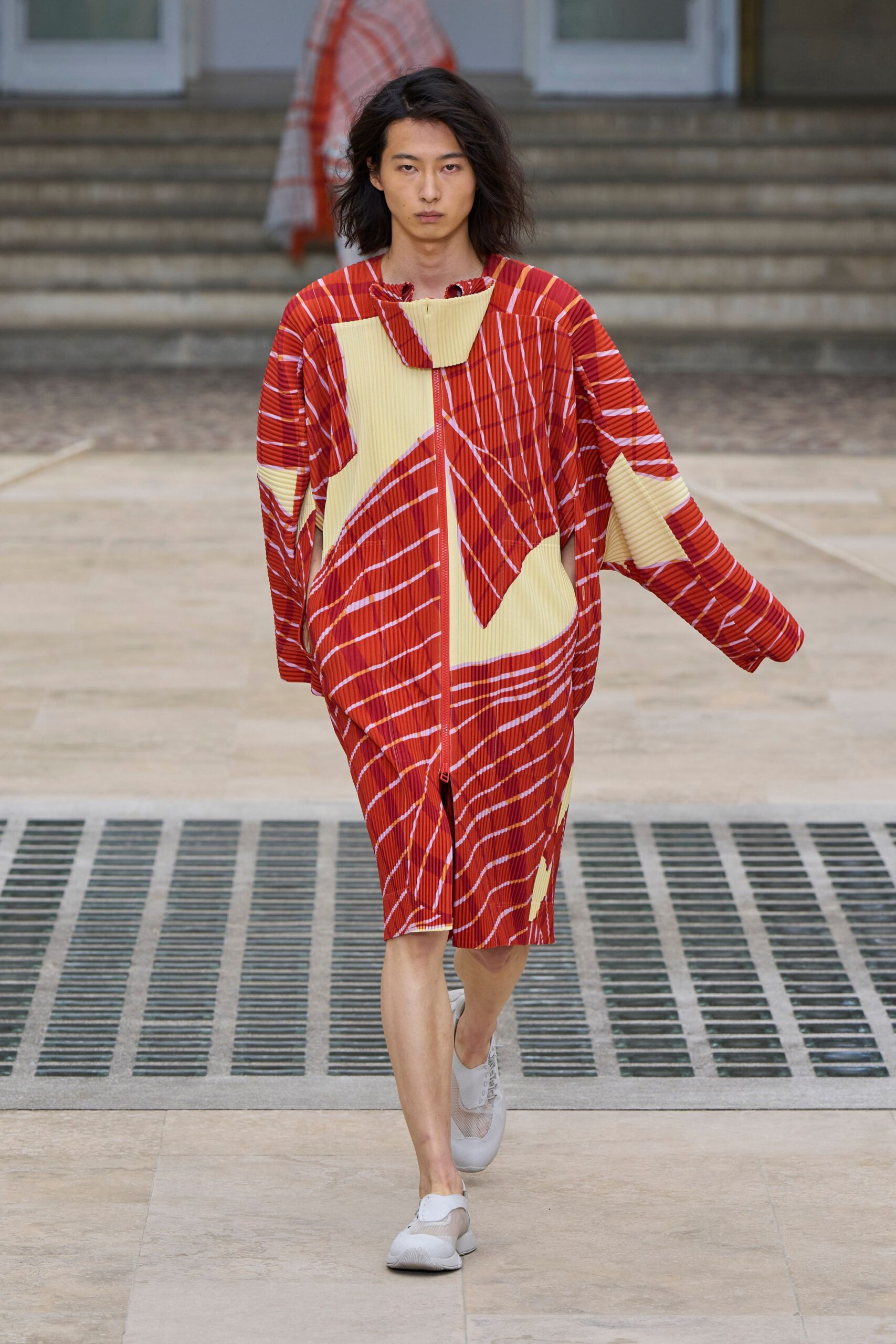 red cotton long-sleeve collared oversized printed midi dress