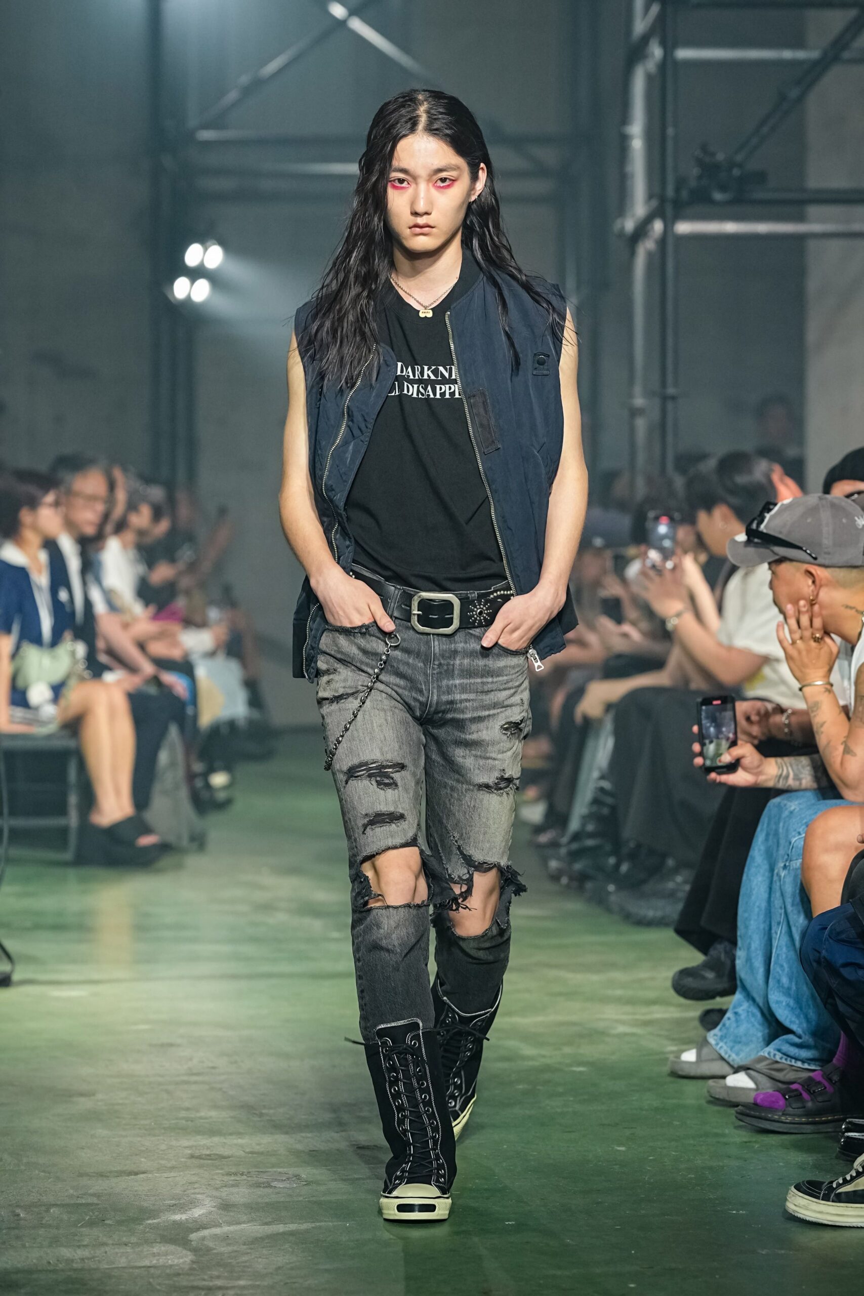 navy vest black t-shirt gray jeans black boots