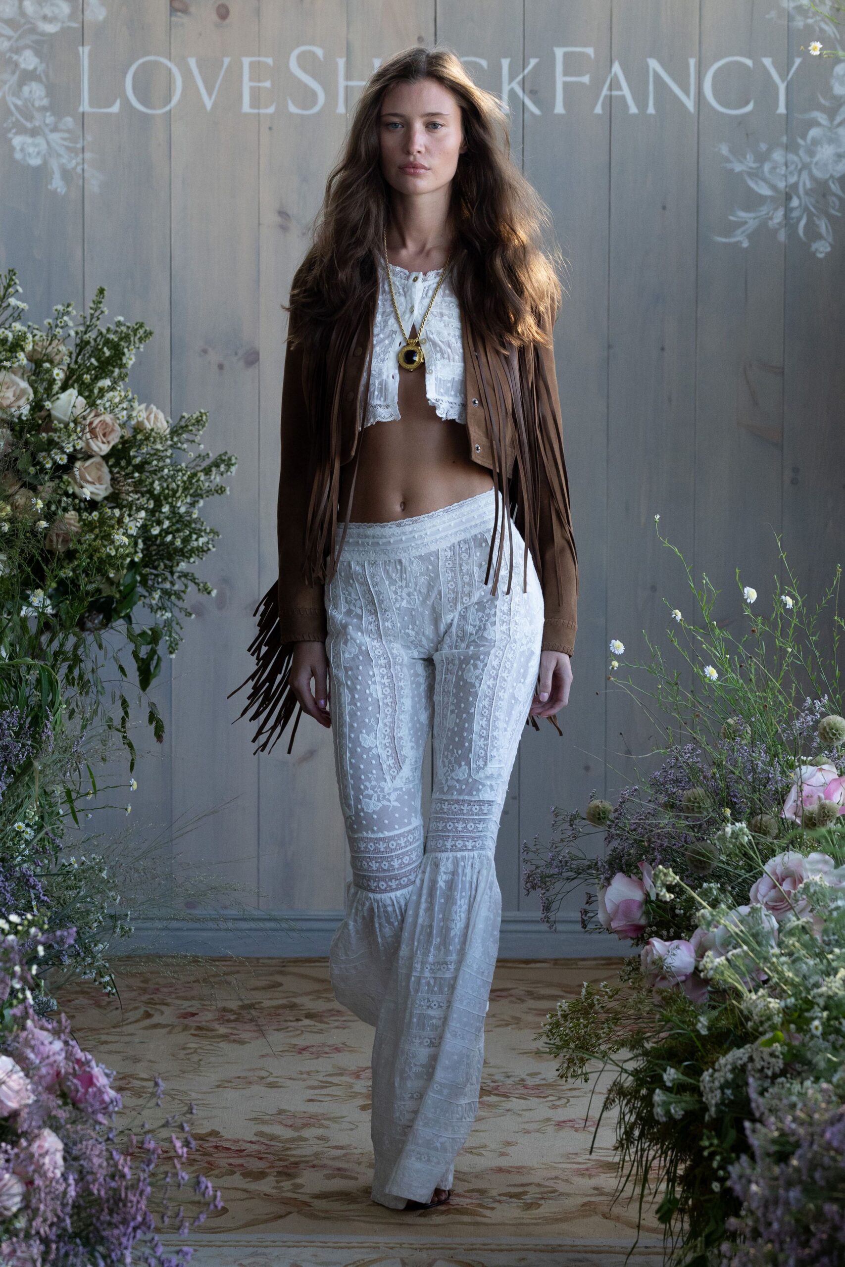 white cotton sleeveless fitted ruffled cropped top